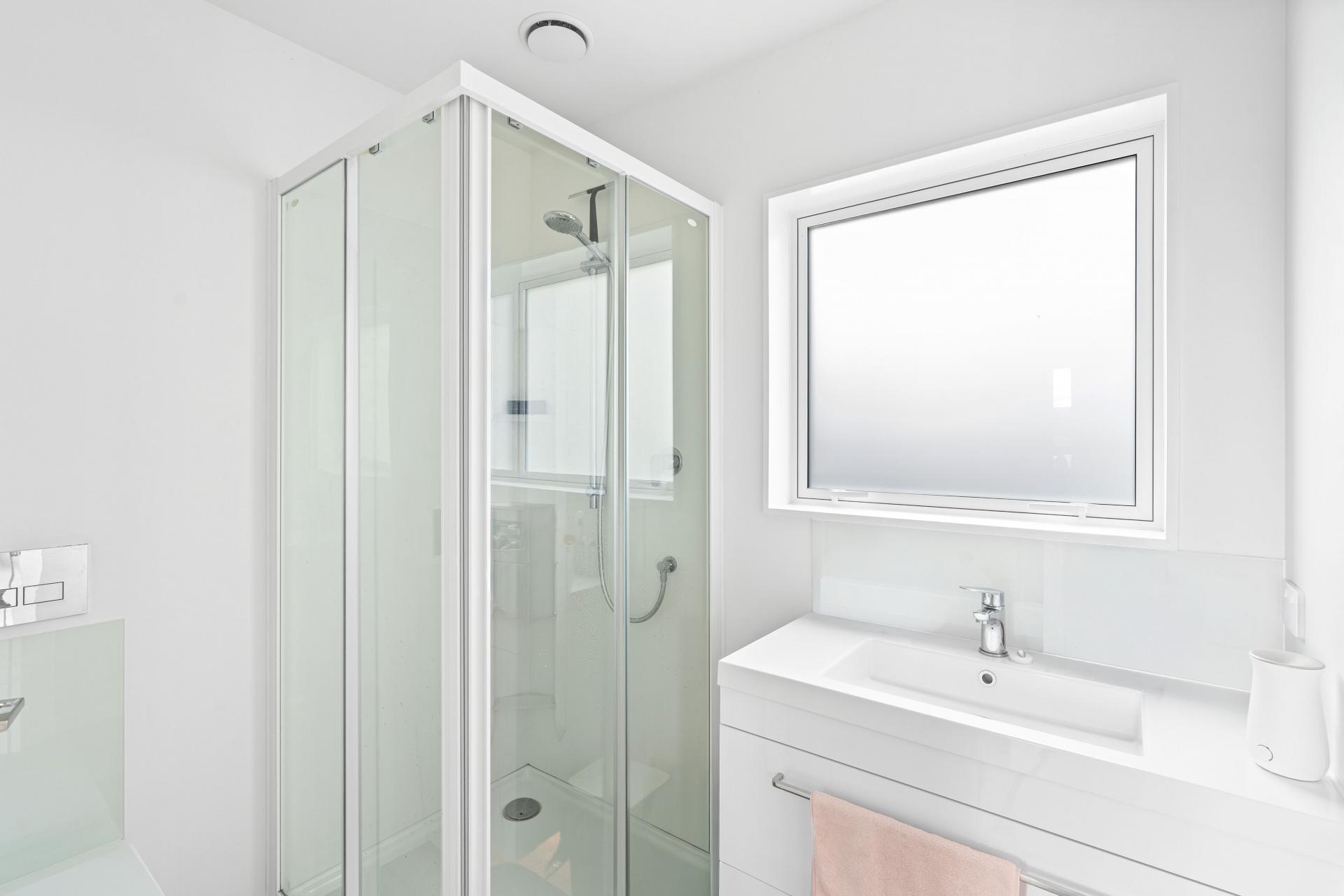 75 and 75B Queen Street, Levin