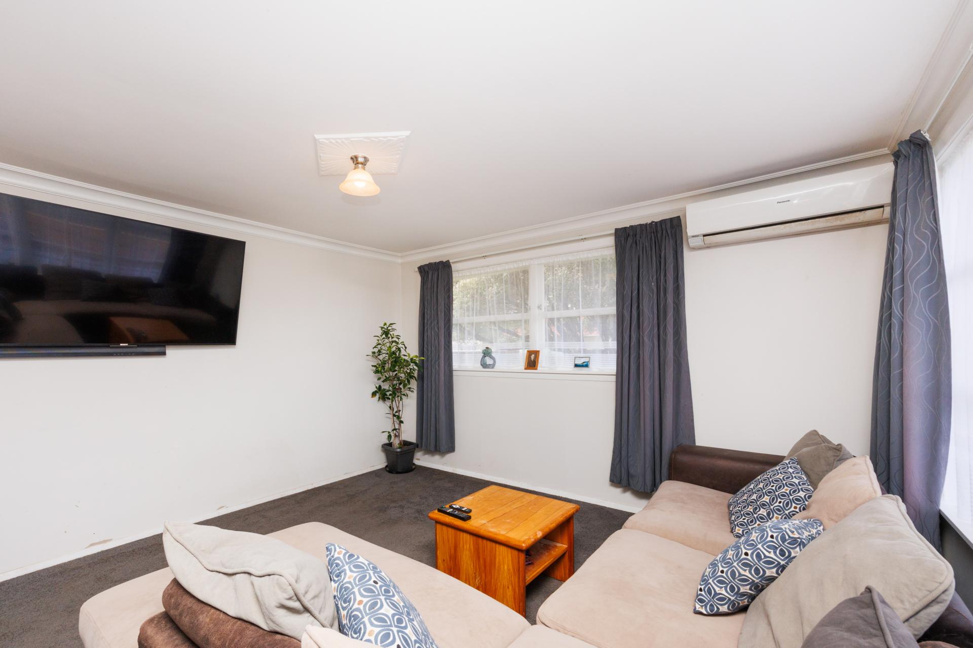 35 Stout Street, Shannon