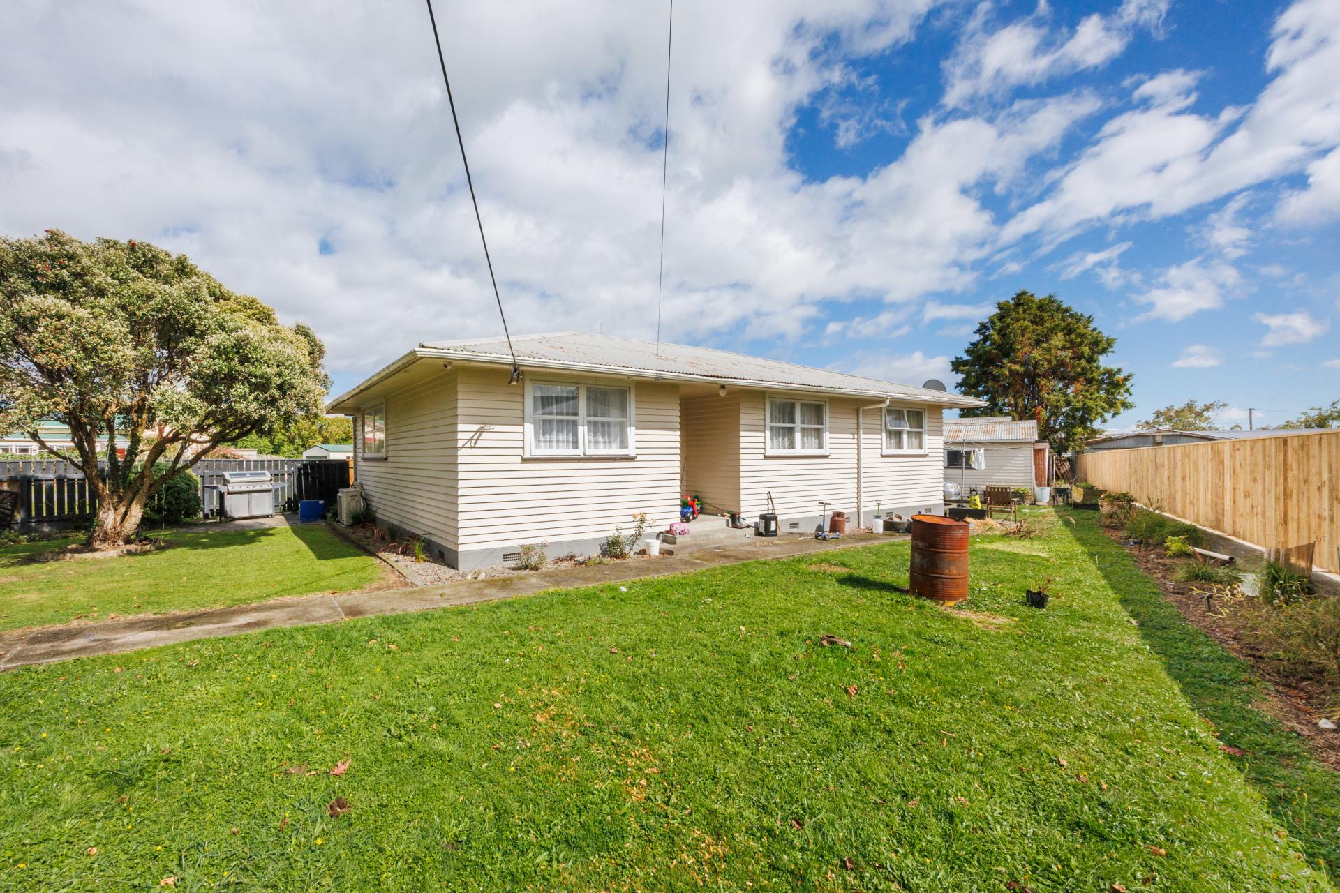 35 Stout Street, Shannon