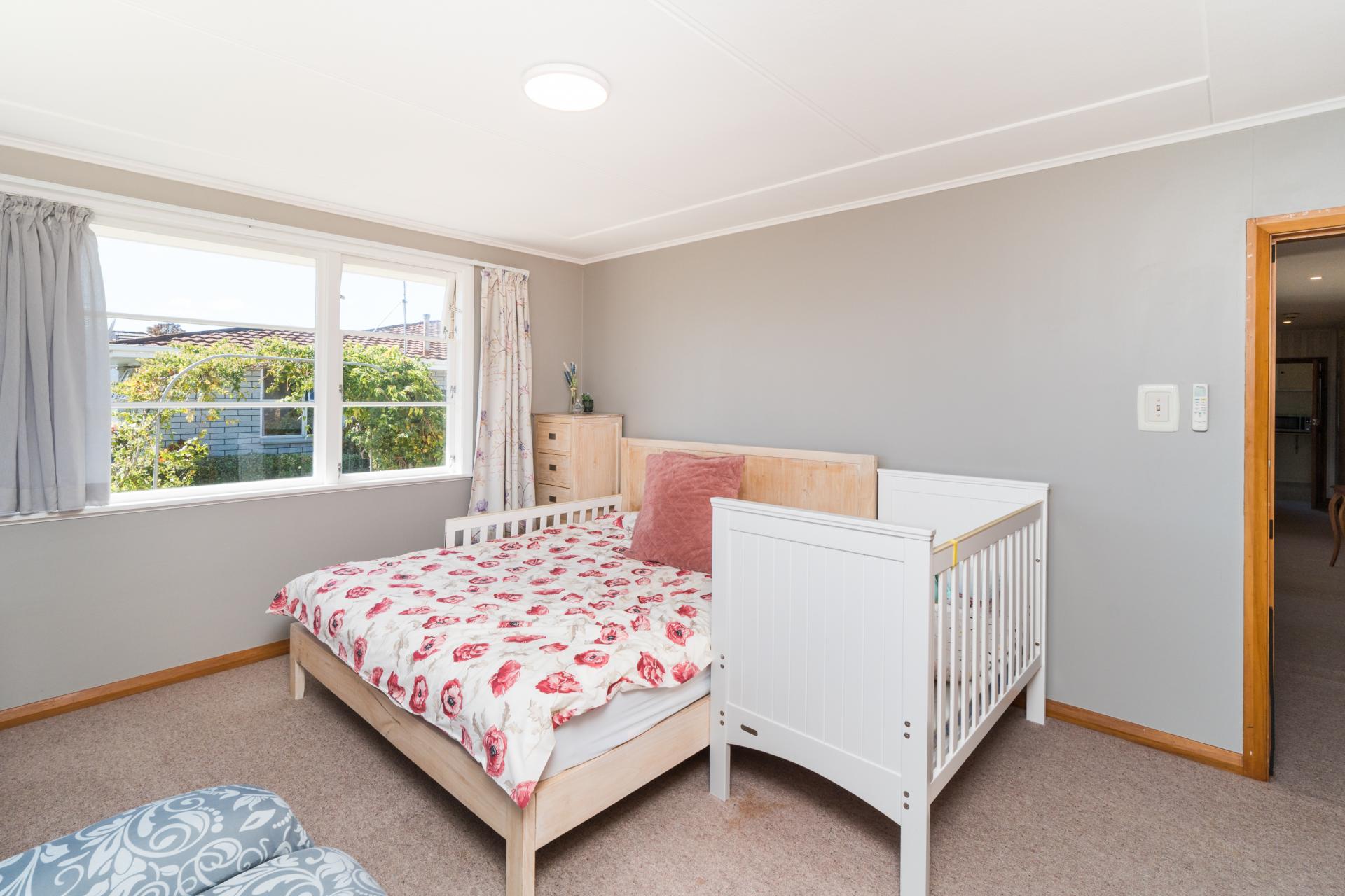 7 Innes Place, Roslyn