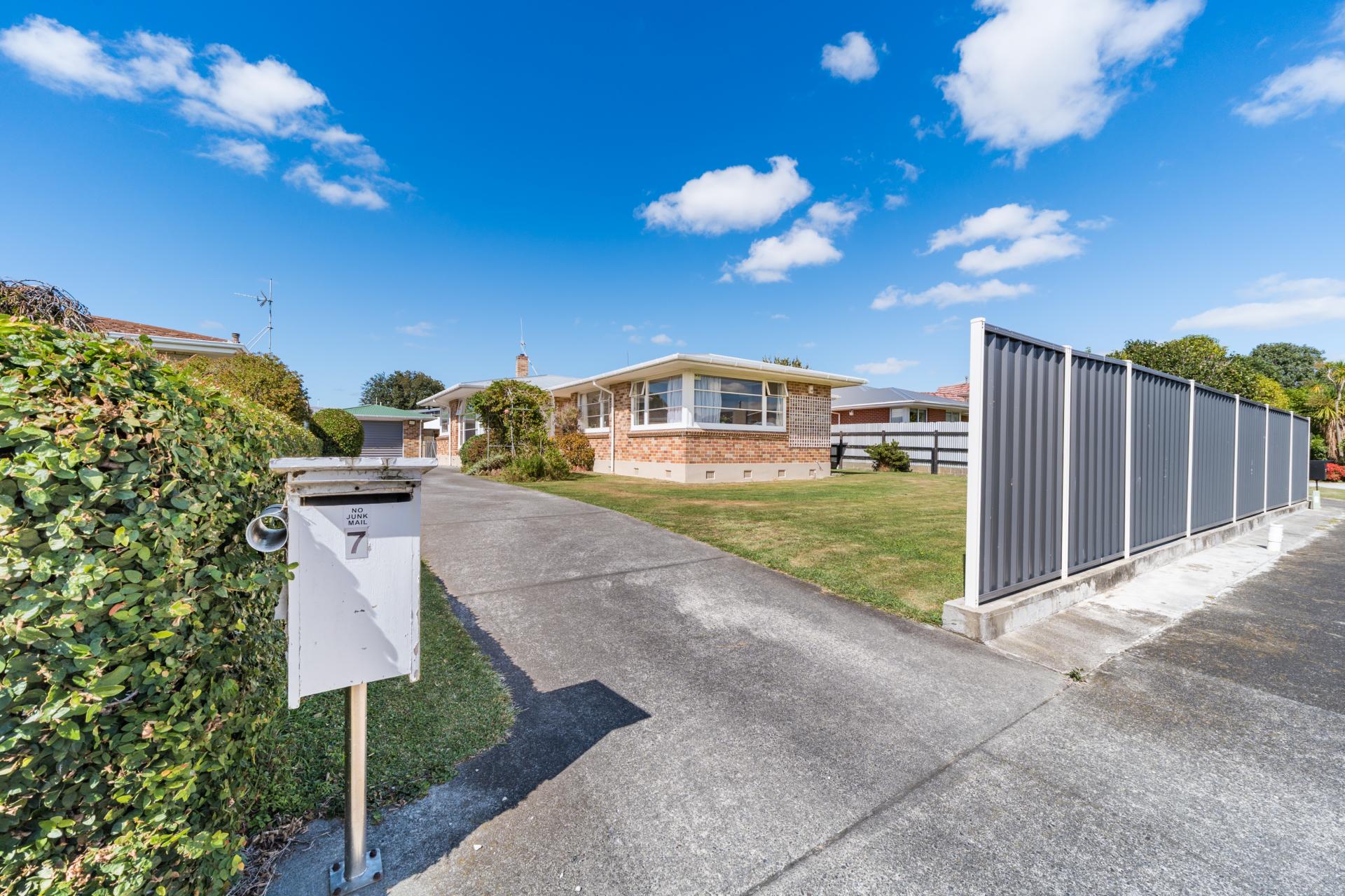 7 Innes Place, Roslyn