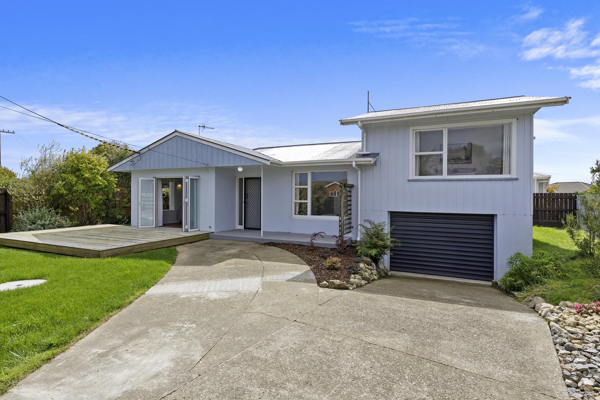 162 Queen Street, Levin