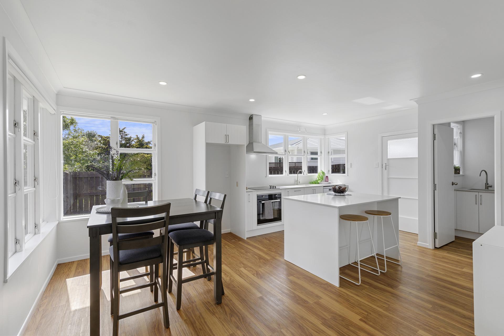 162 Queen Street, Levin