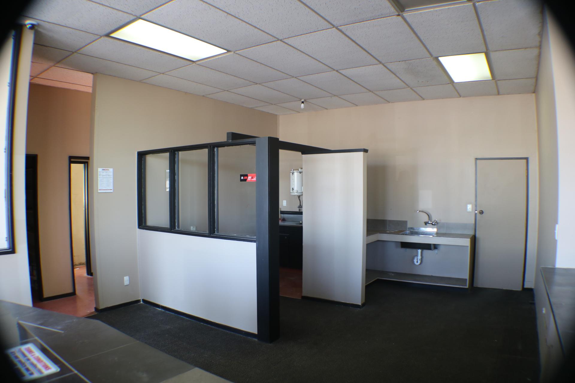 655 Main Street, City Centre