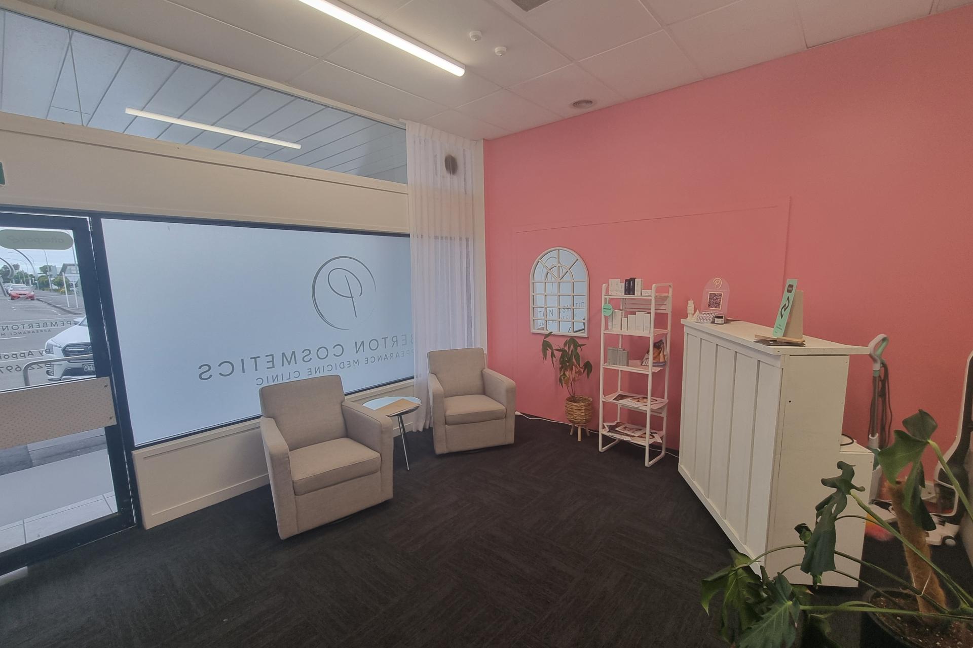 Unit a, 178 Broadway Ave, City Centre