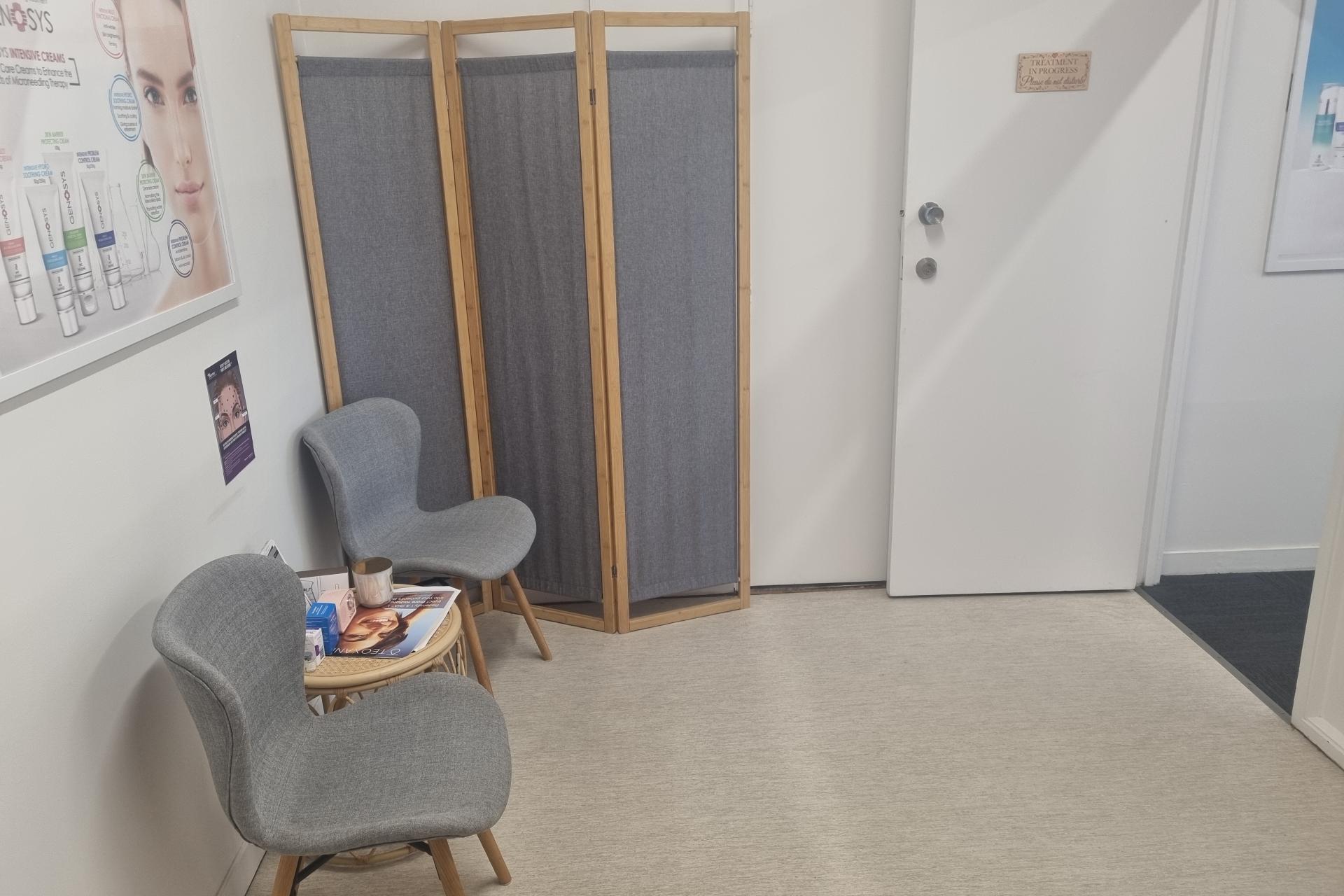 Unit a, 178 Broadway Ave, City Centre