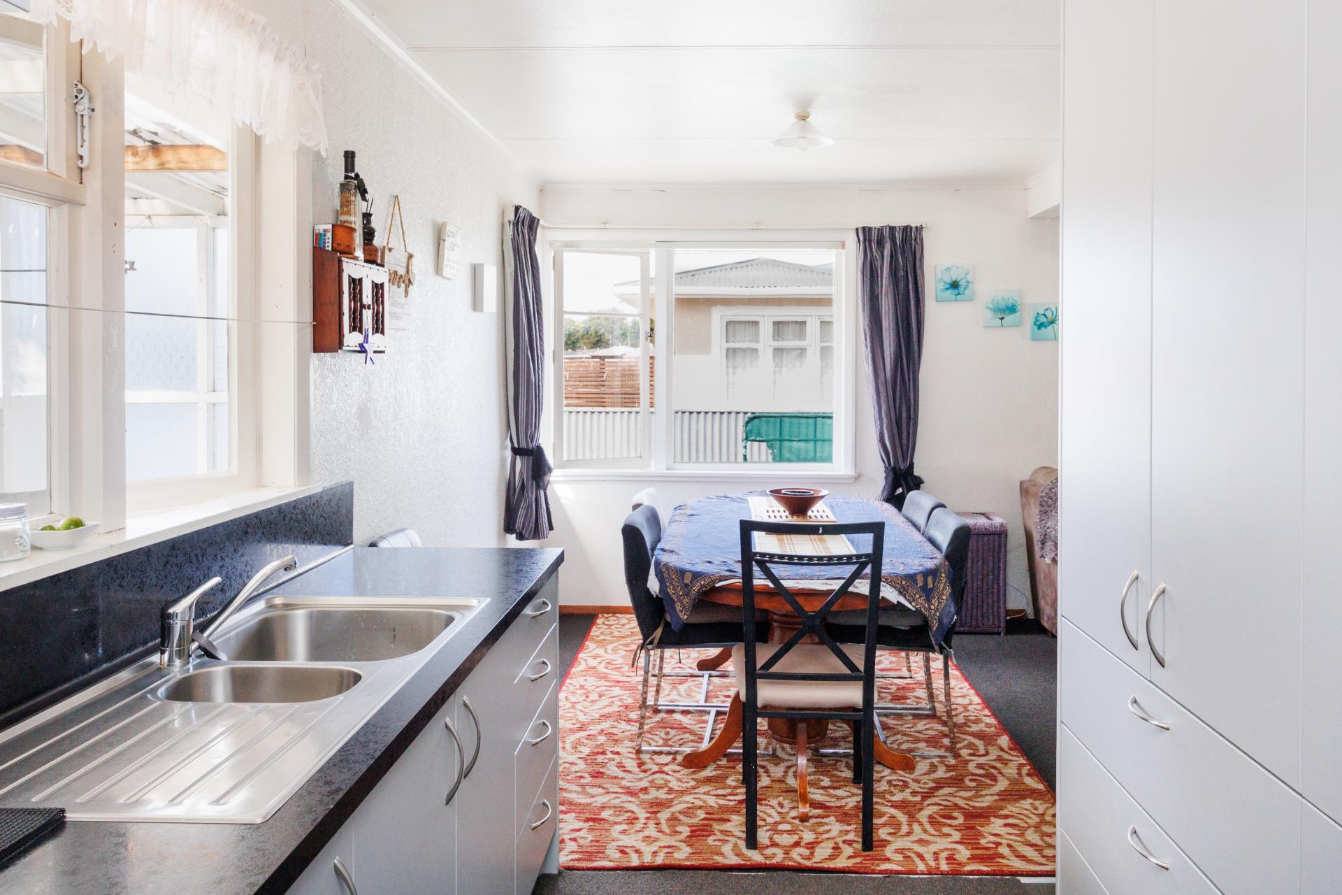 108 Highbury Avenue, Highbury