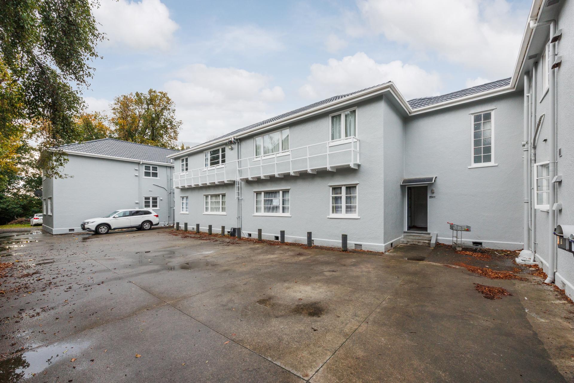 11 Larsen Court, Roslyn