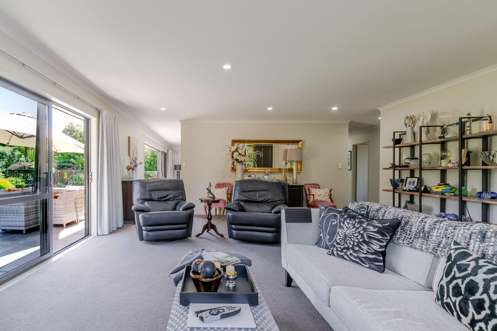 17 Cemetery Road, Sanson