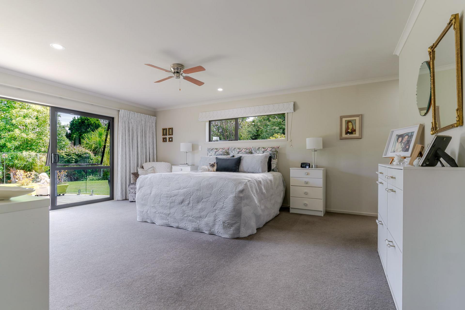 17 Cemetery Road, Sanson