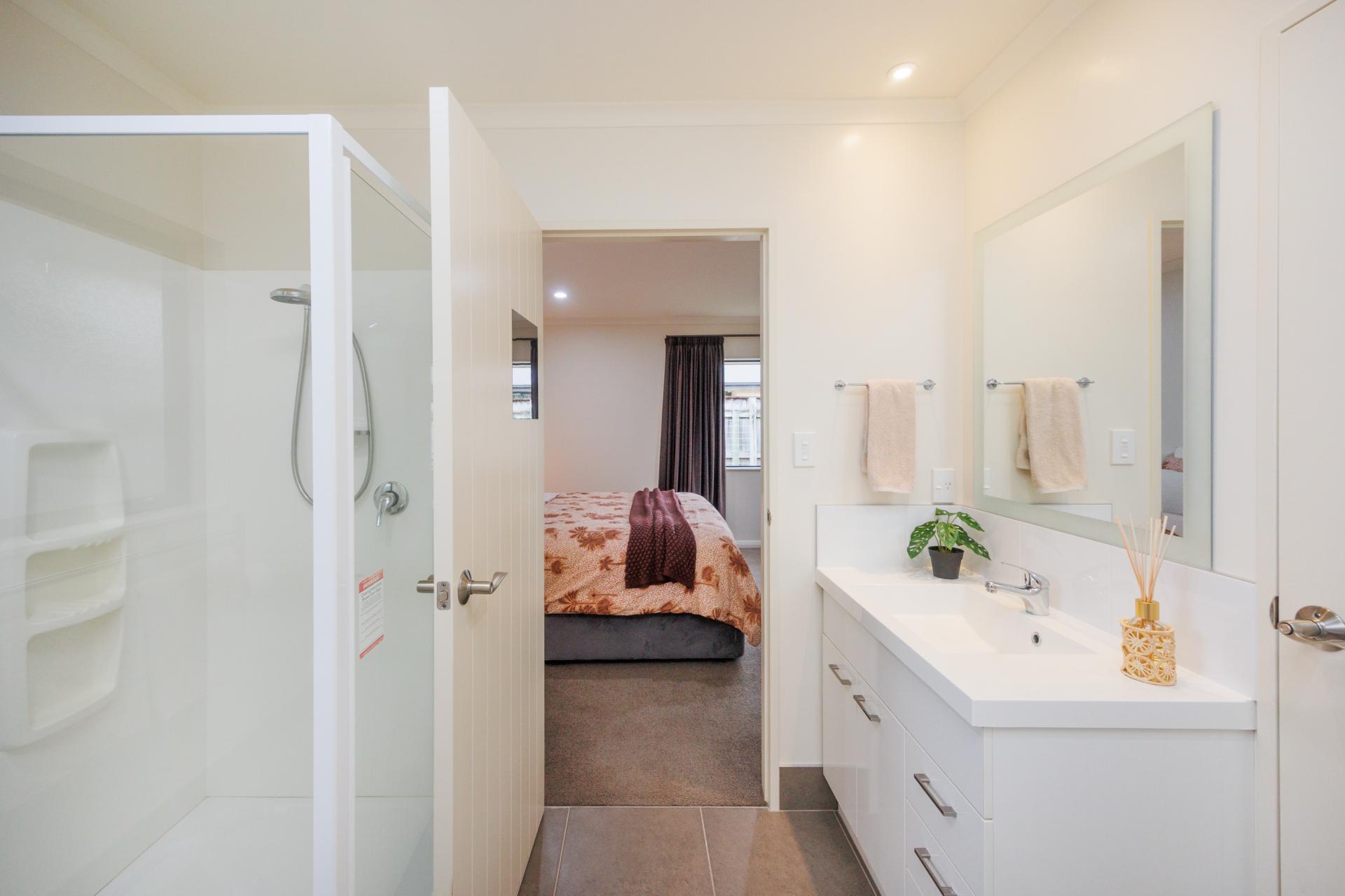 120B Linton Street, West End