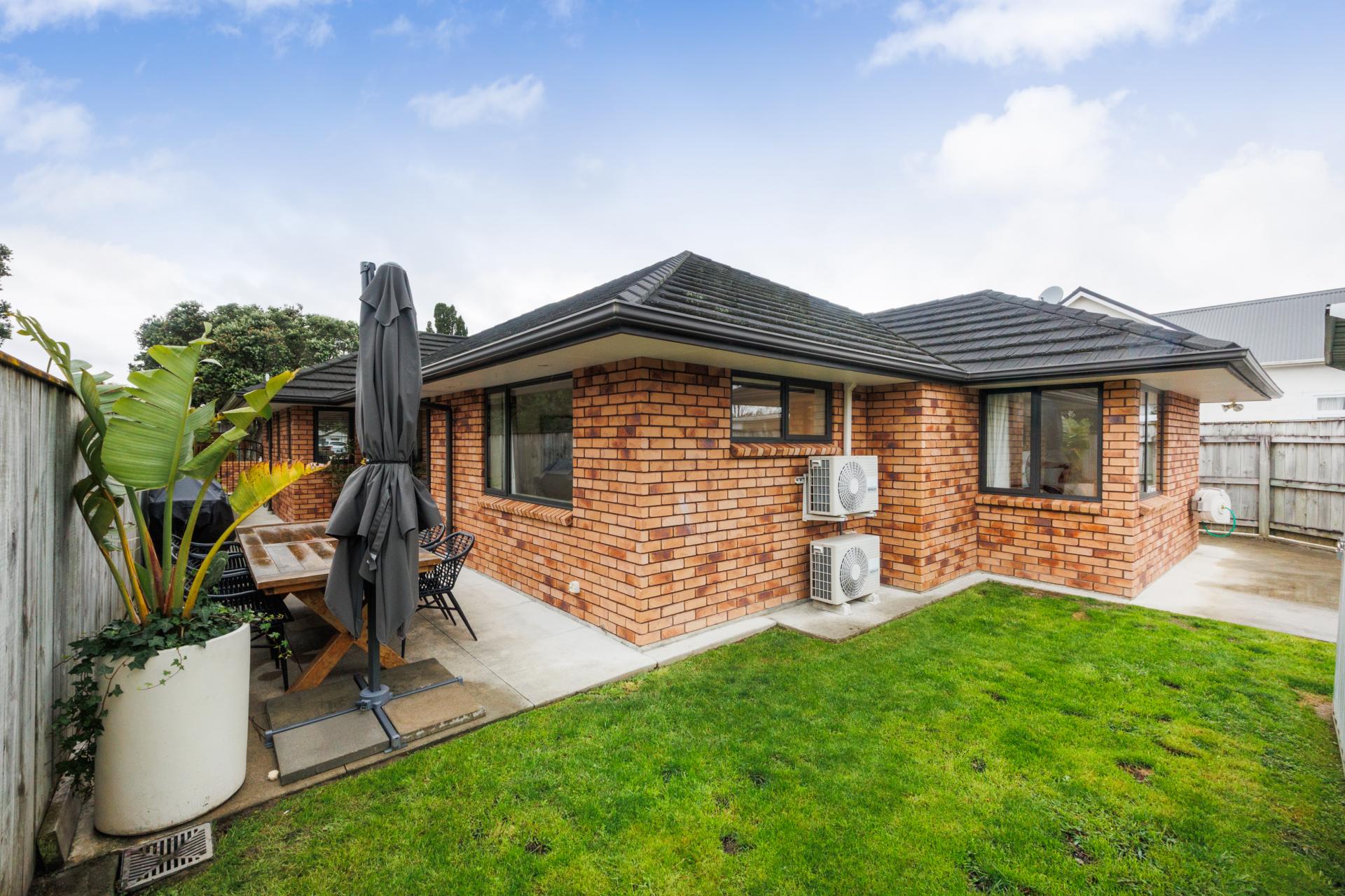 120B Linton Street, West End