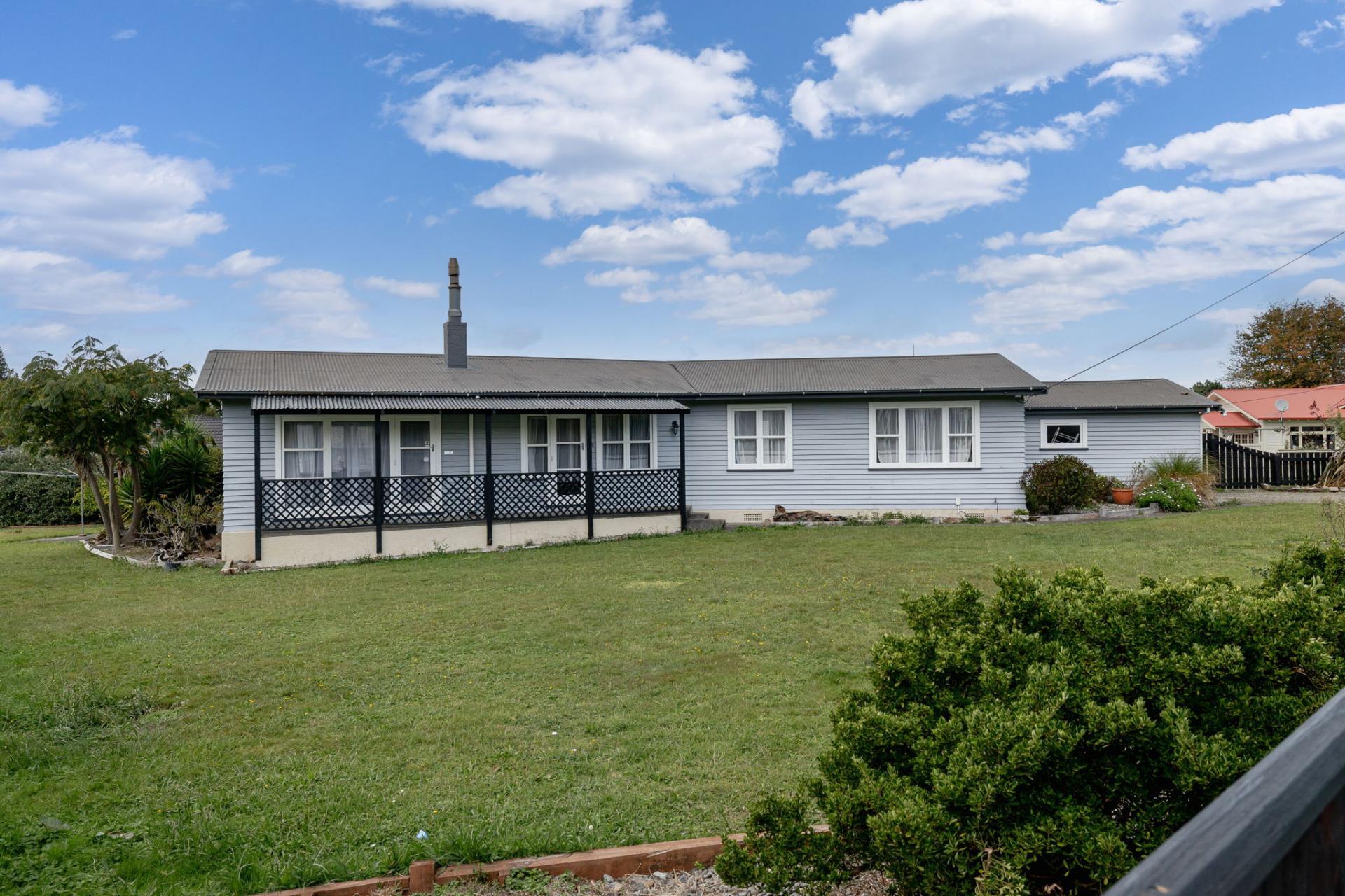 125 West Street, Feilding