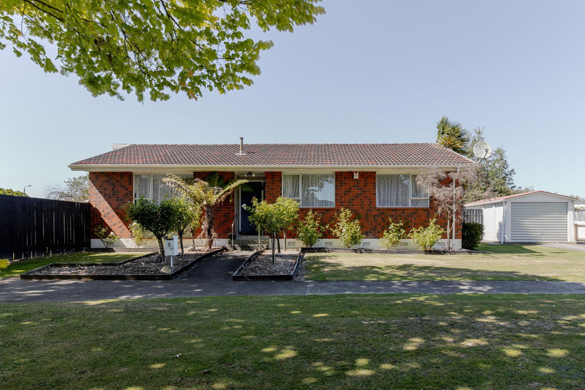 11 Otaki Place, Westbrook