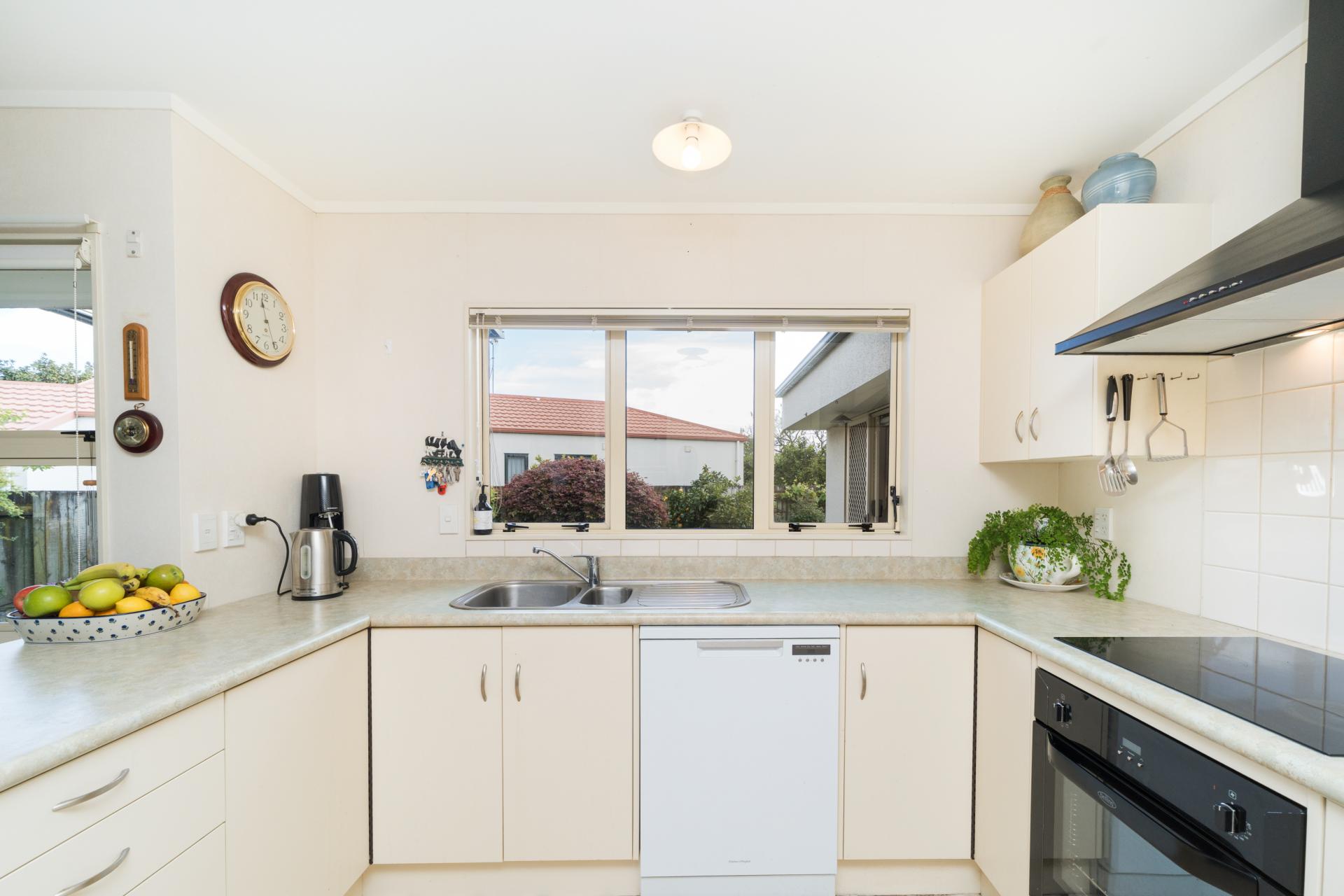 18 Dalfield Place, Highbury