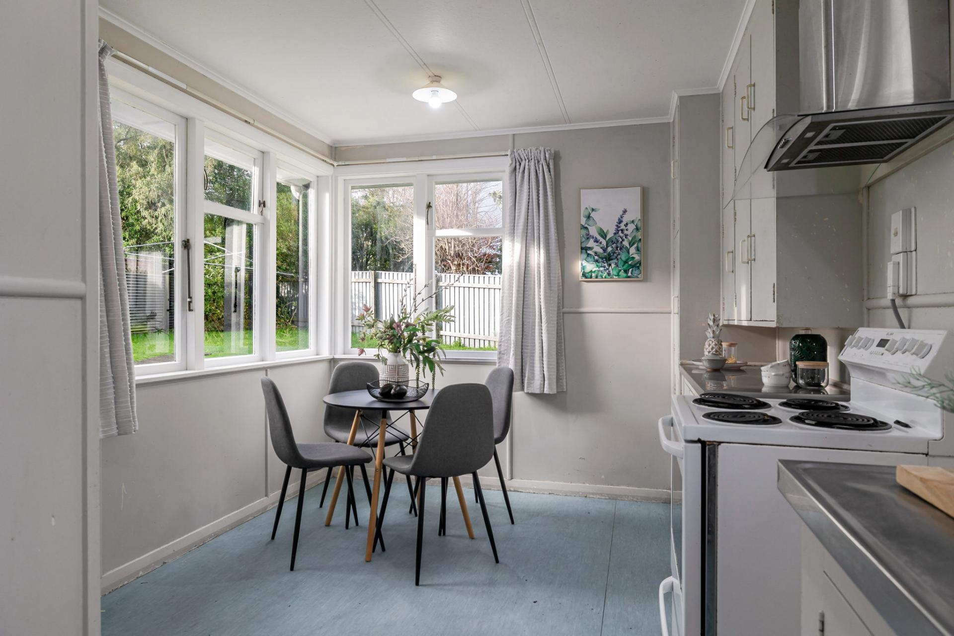 55 Upham Terrace, Roslyn