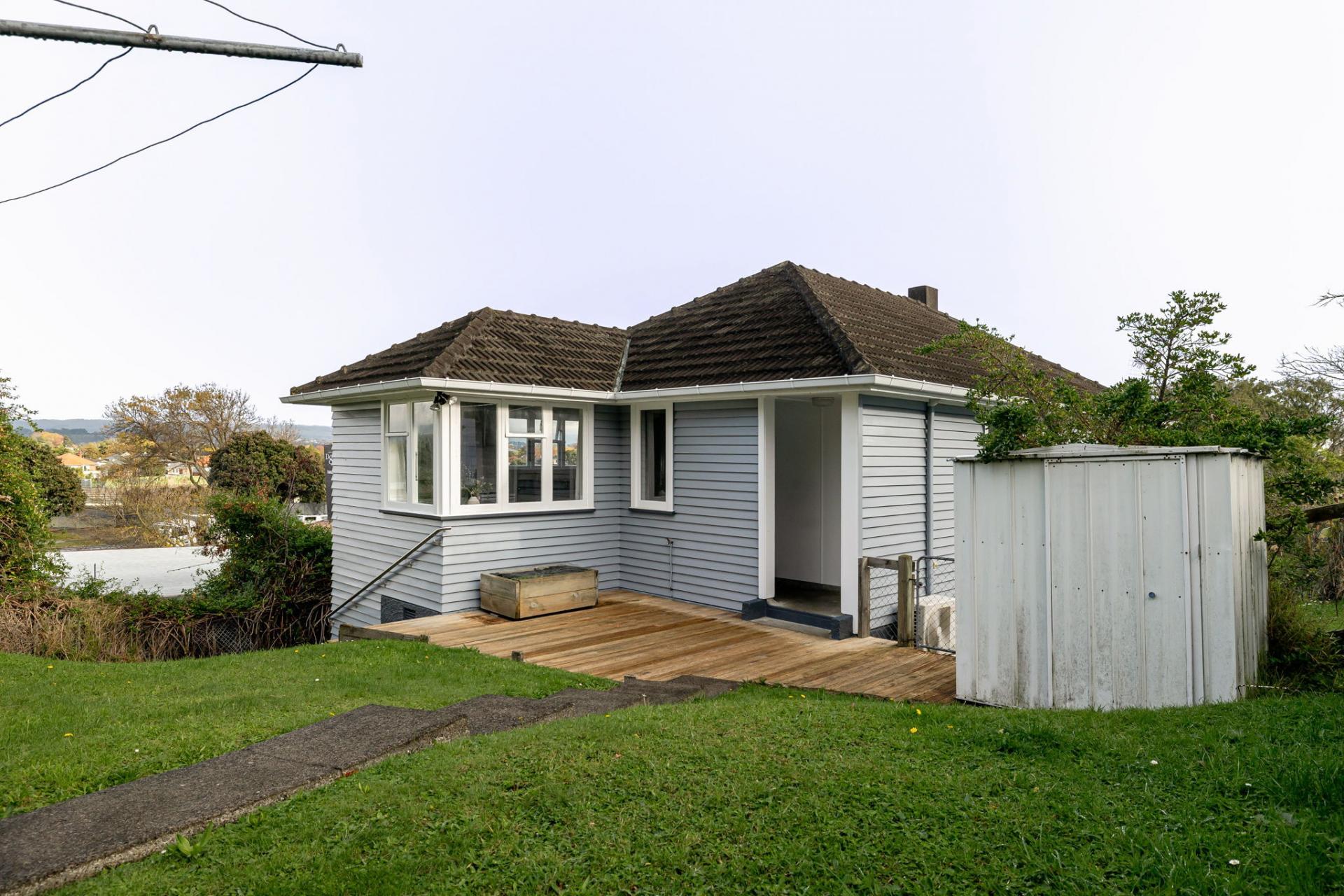 55 Upham Terrace, Roslyn