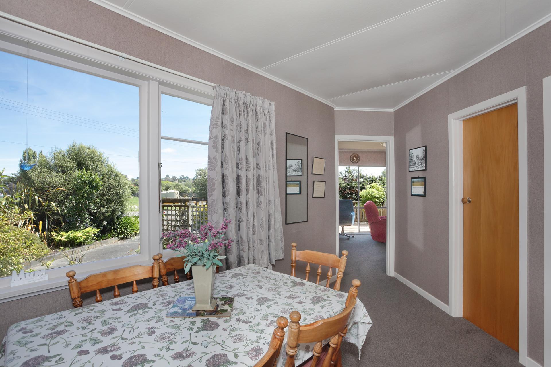 19 Ingham Street, Halcombe