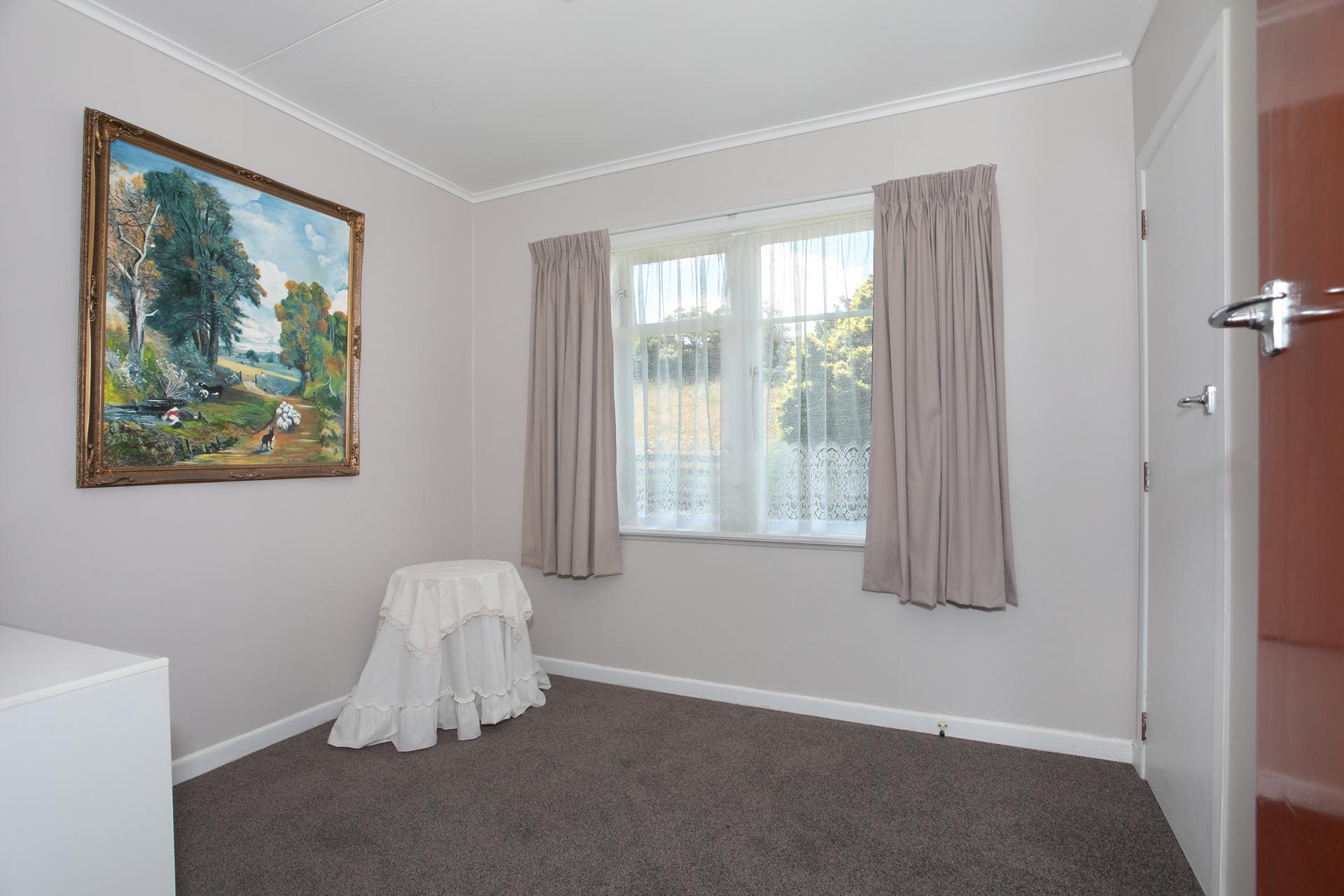 19 Ingham Street, Halcombe