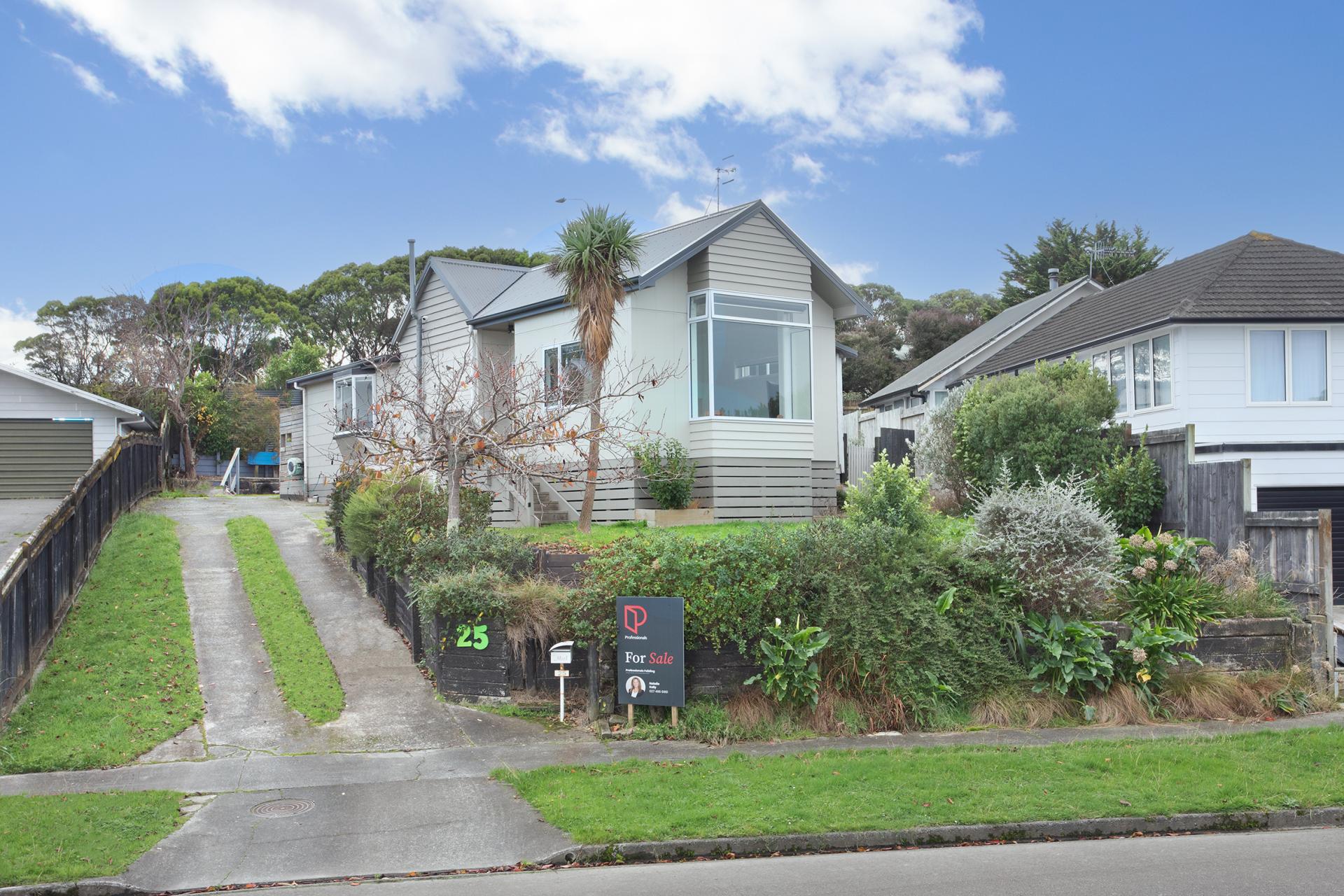 25 Dahlstrom Grove, Kelvin Grove