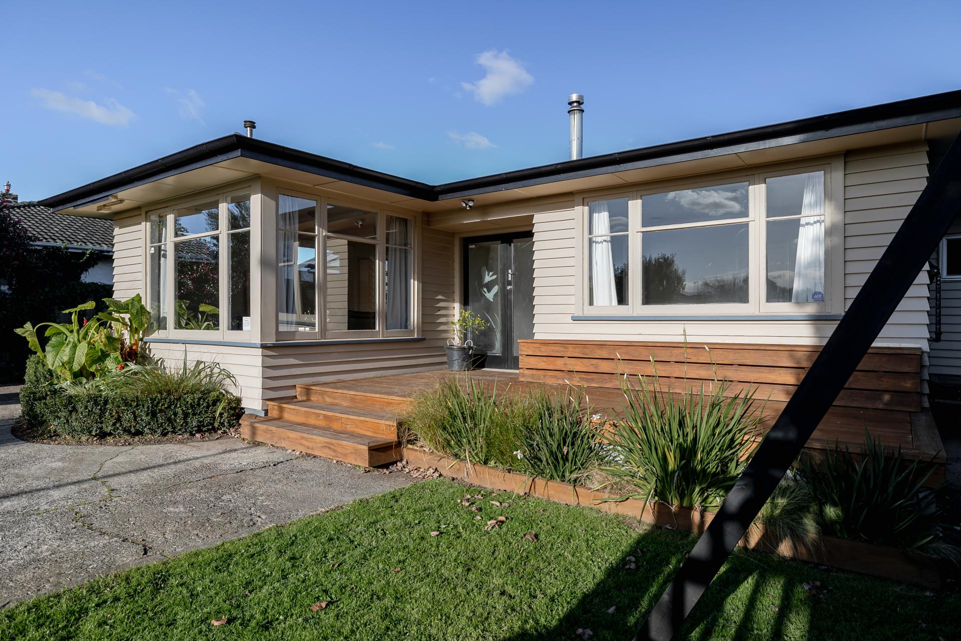 36 Keeling Street, West End