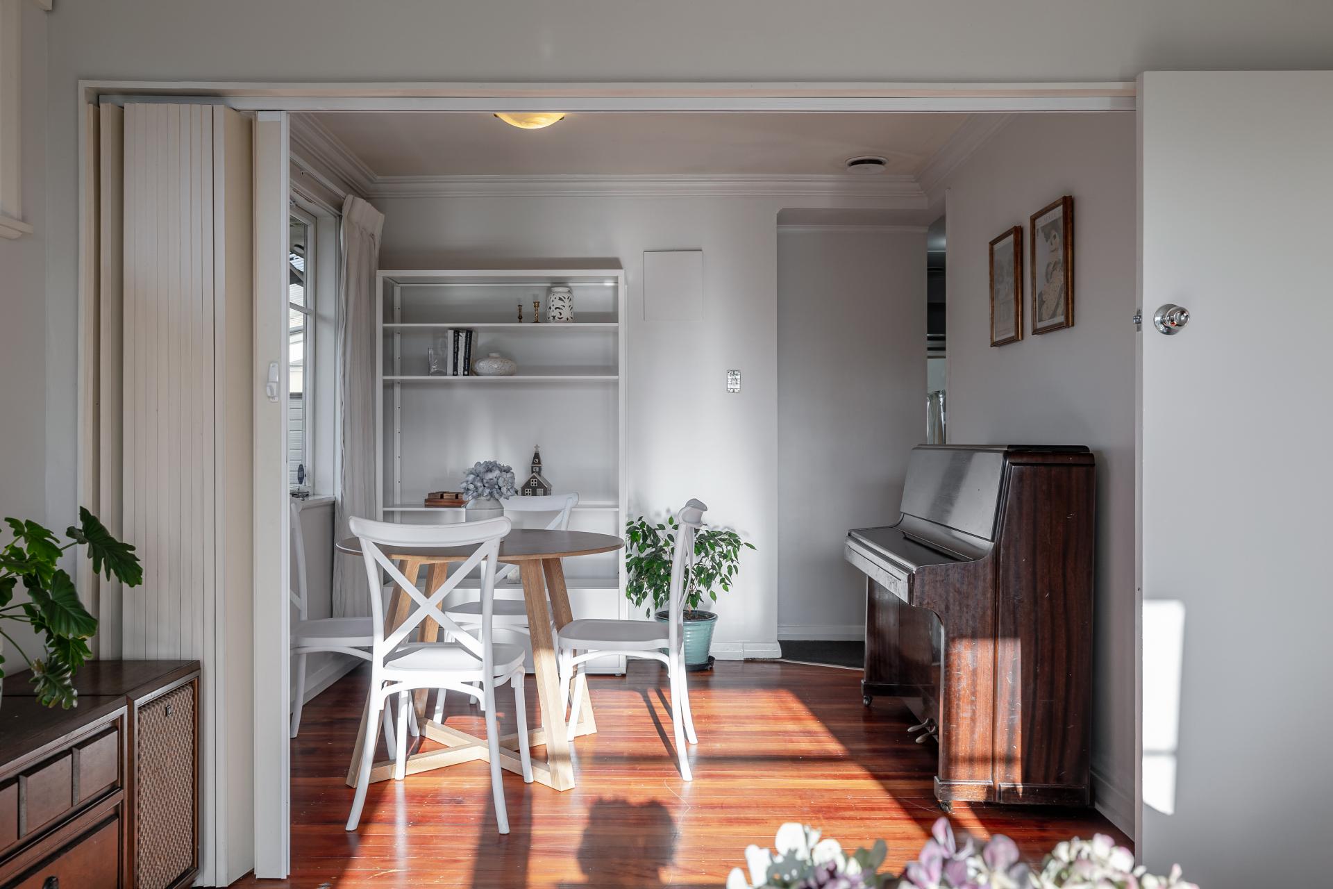 36 Keeling Street, West End