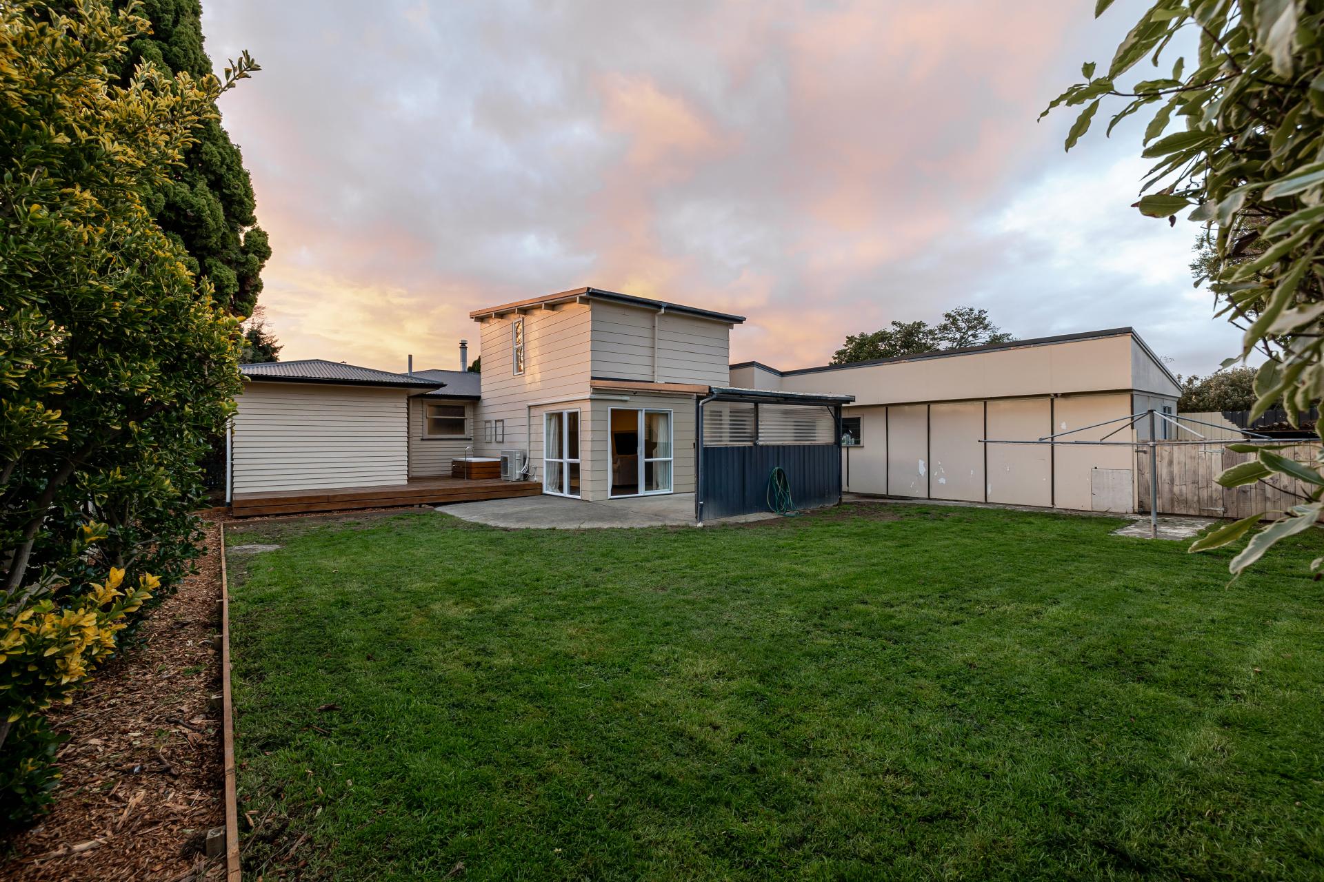36 Keeling Street, West End