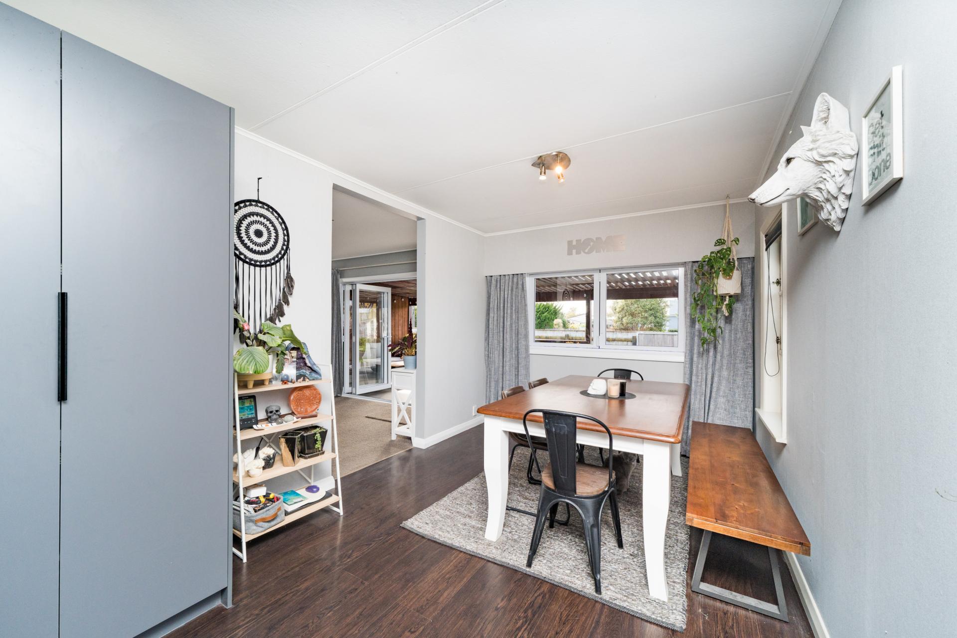 38 Hedges Street, Sanson