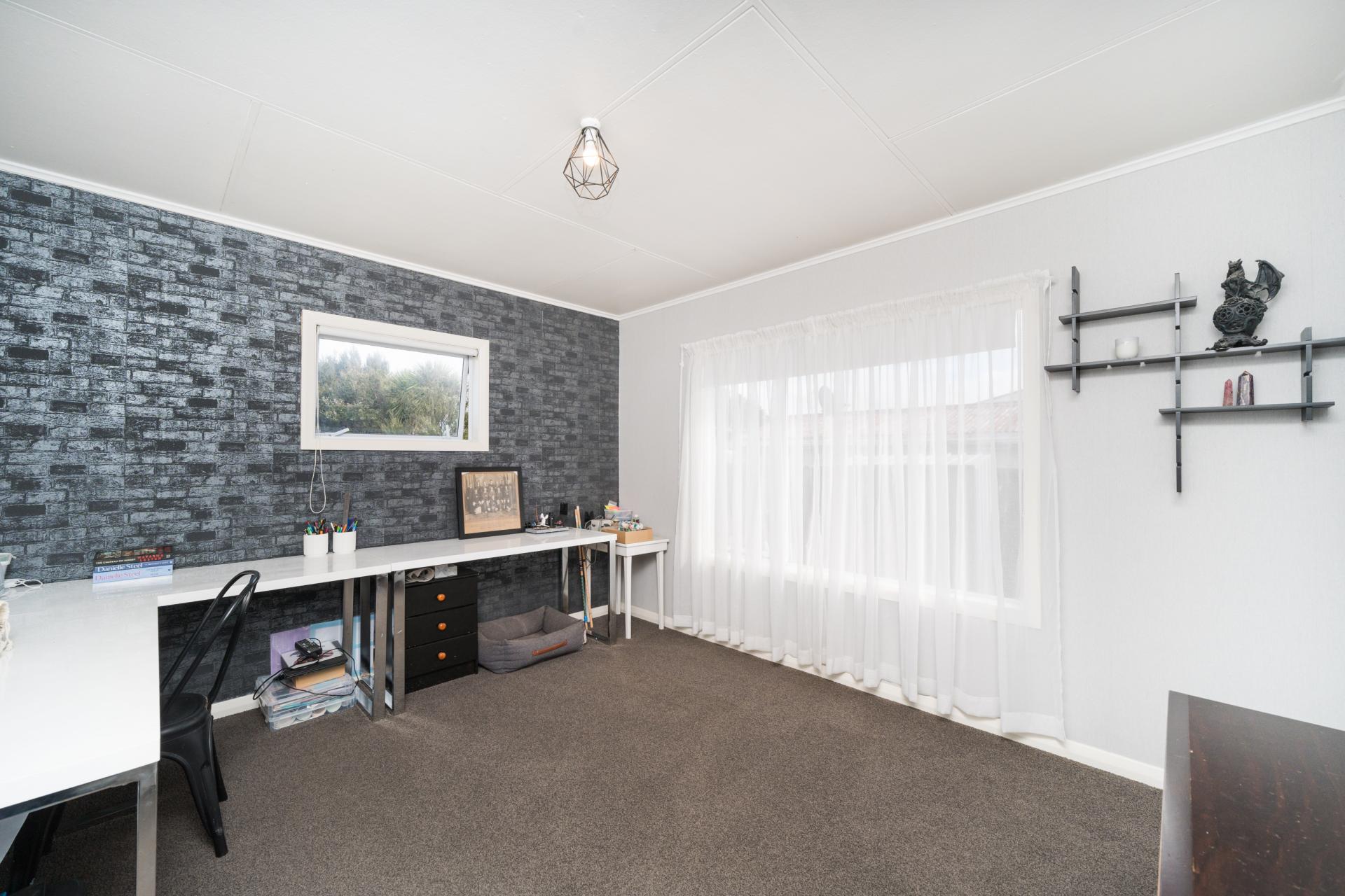 38 Hedges Street, Sanson