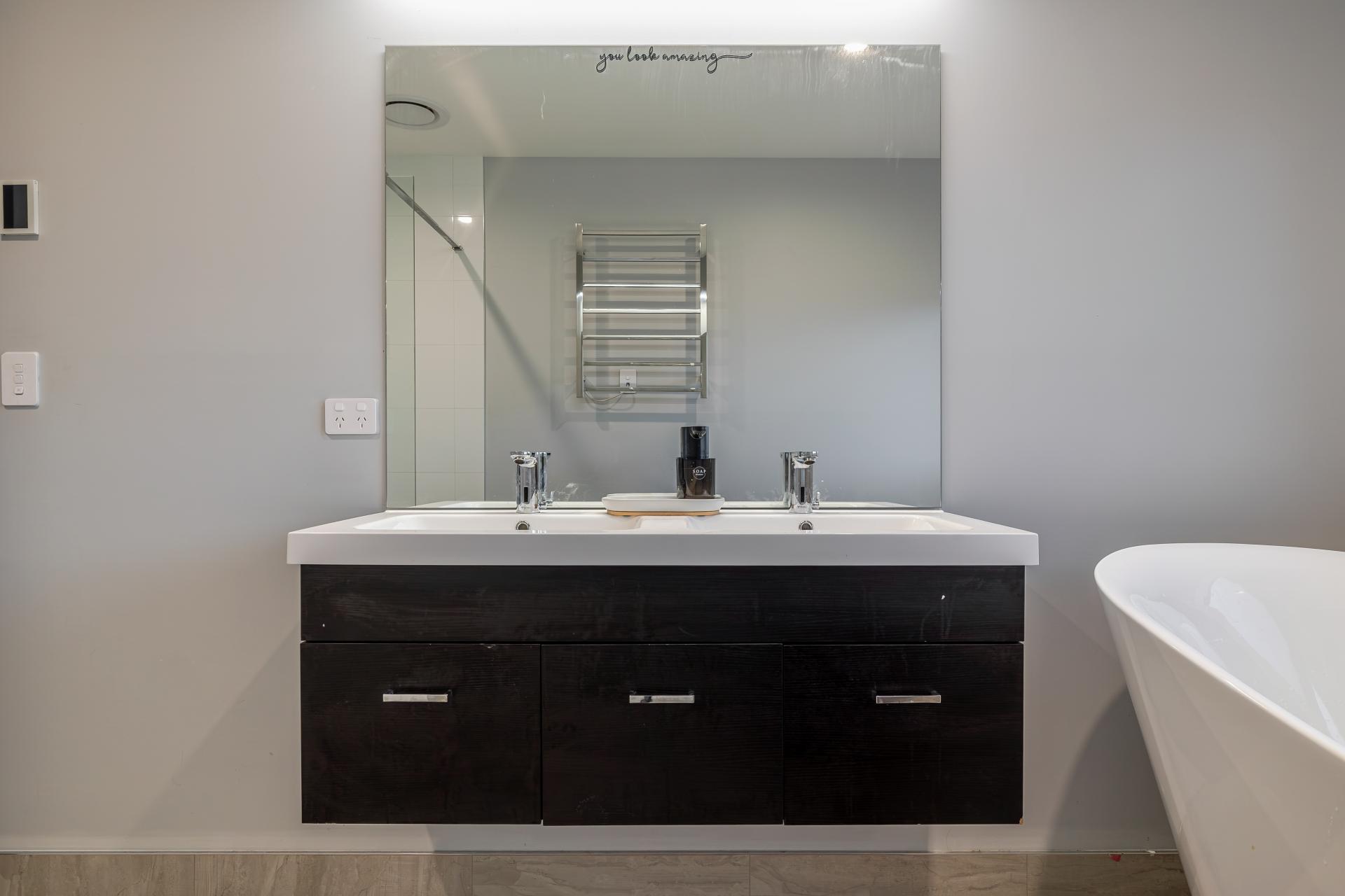 29 Angus Lane, Tokomaru