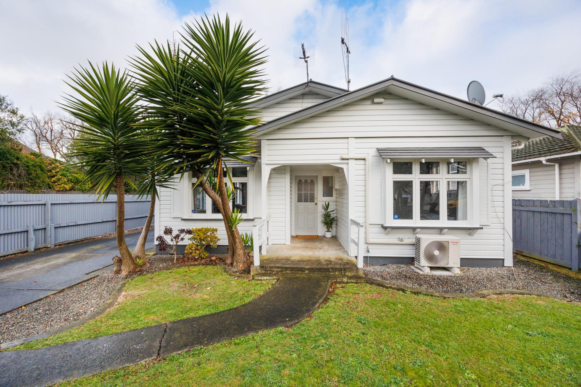 22 Shamrock Street, Takaro