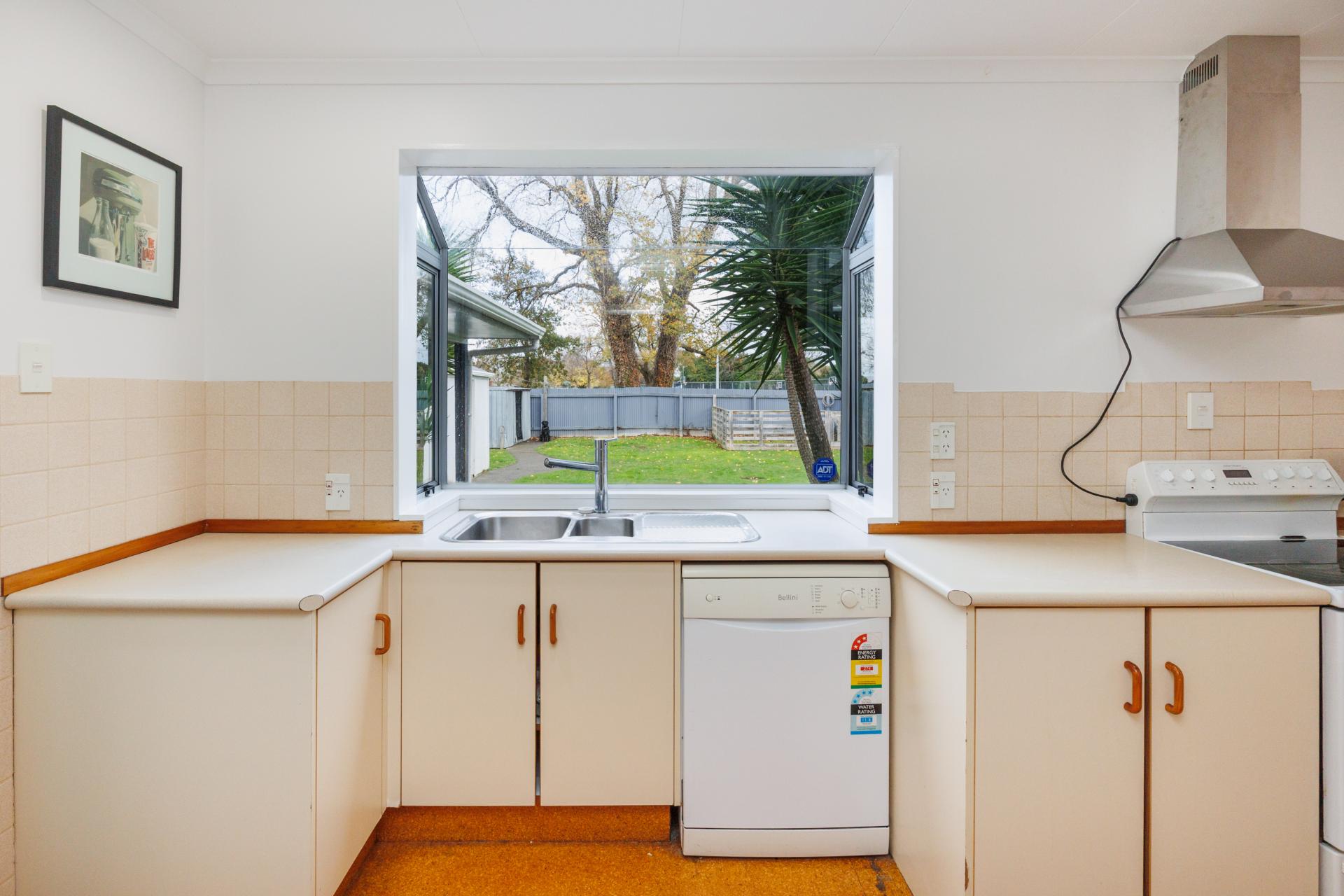 22 Shamrock Street, Takaro