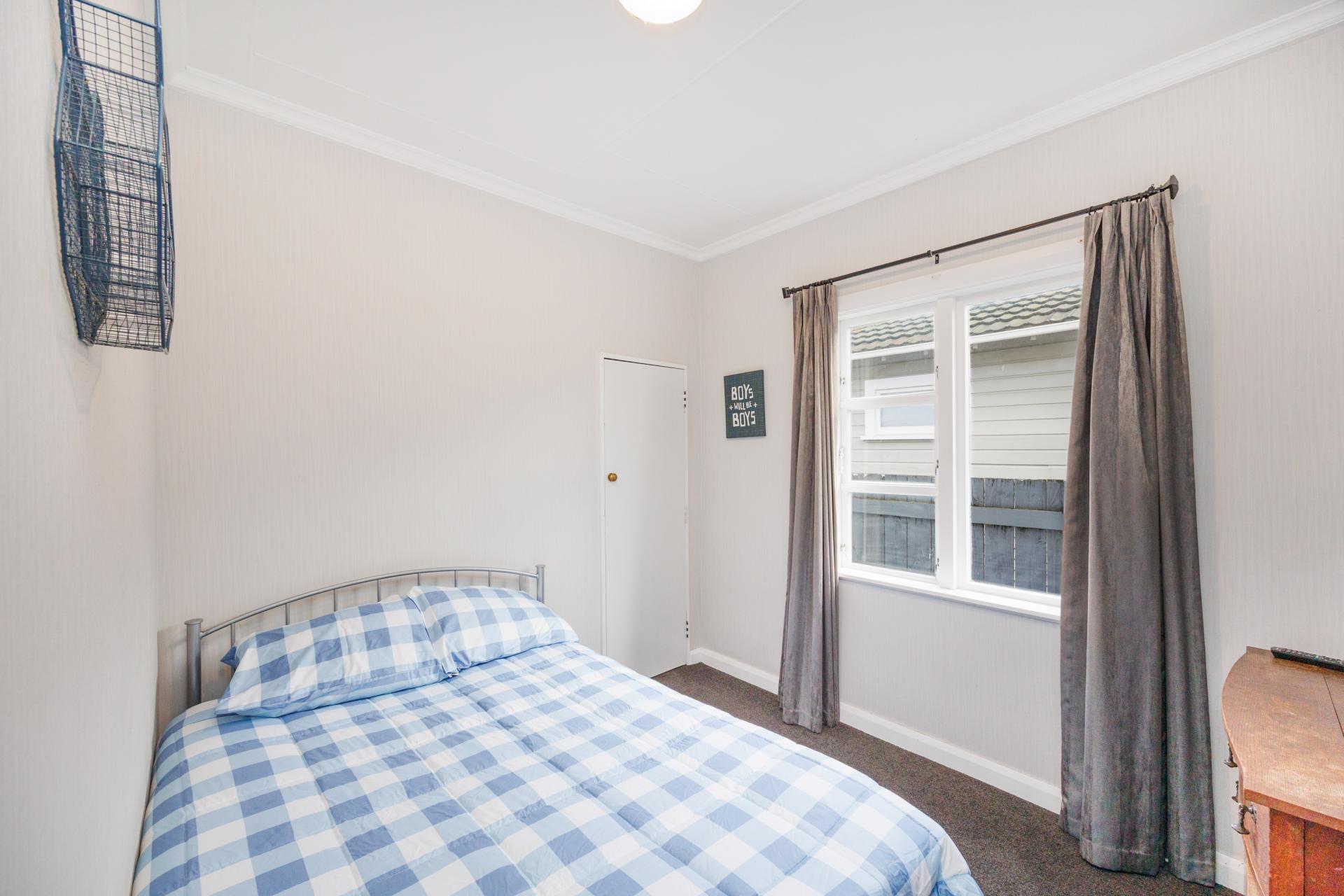22 Shamrock Street, Takaro