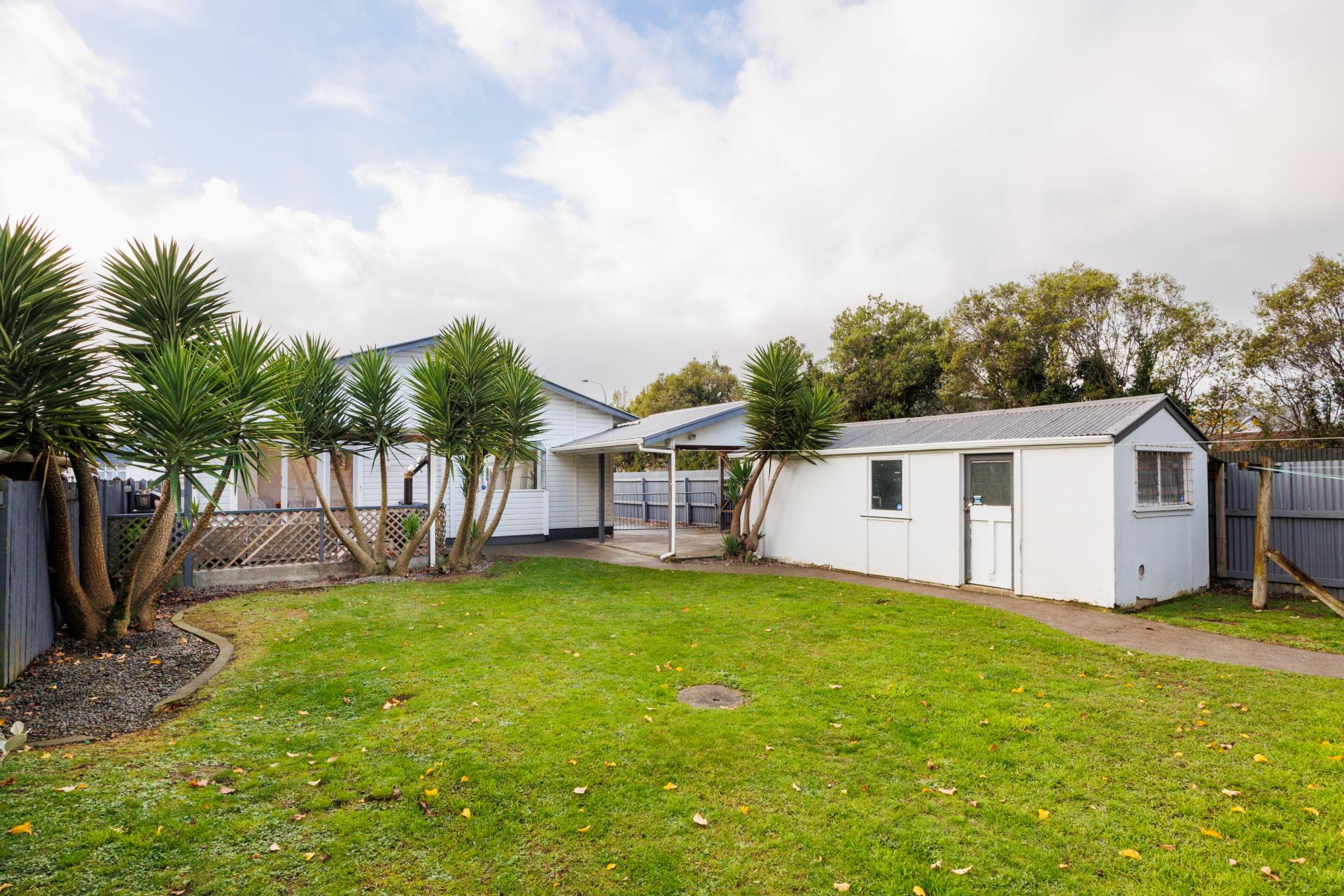 22 Shamrock Street, Takaro