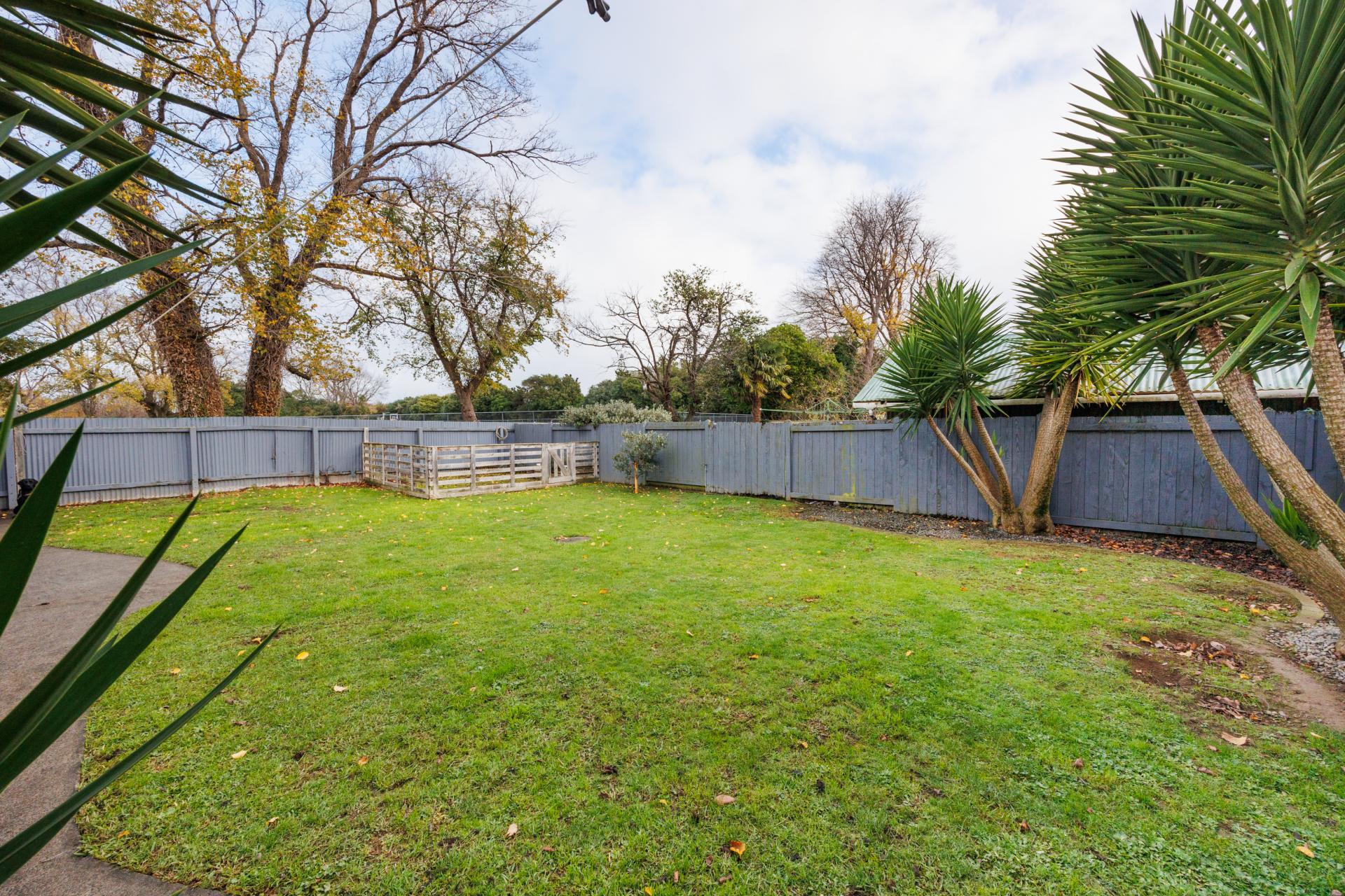 22 Shamrock Street, Takaro