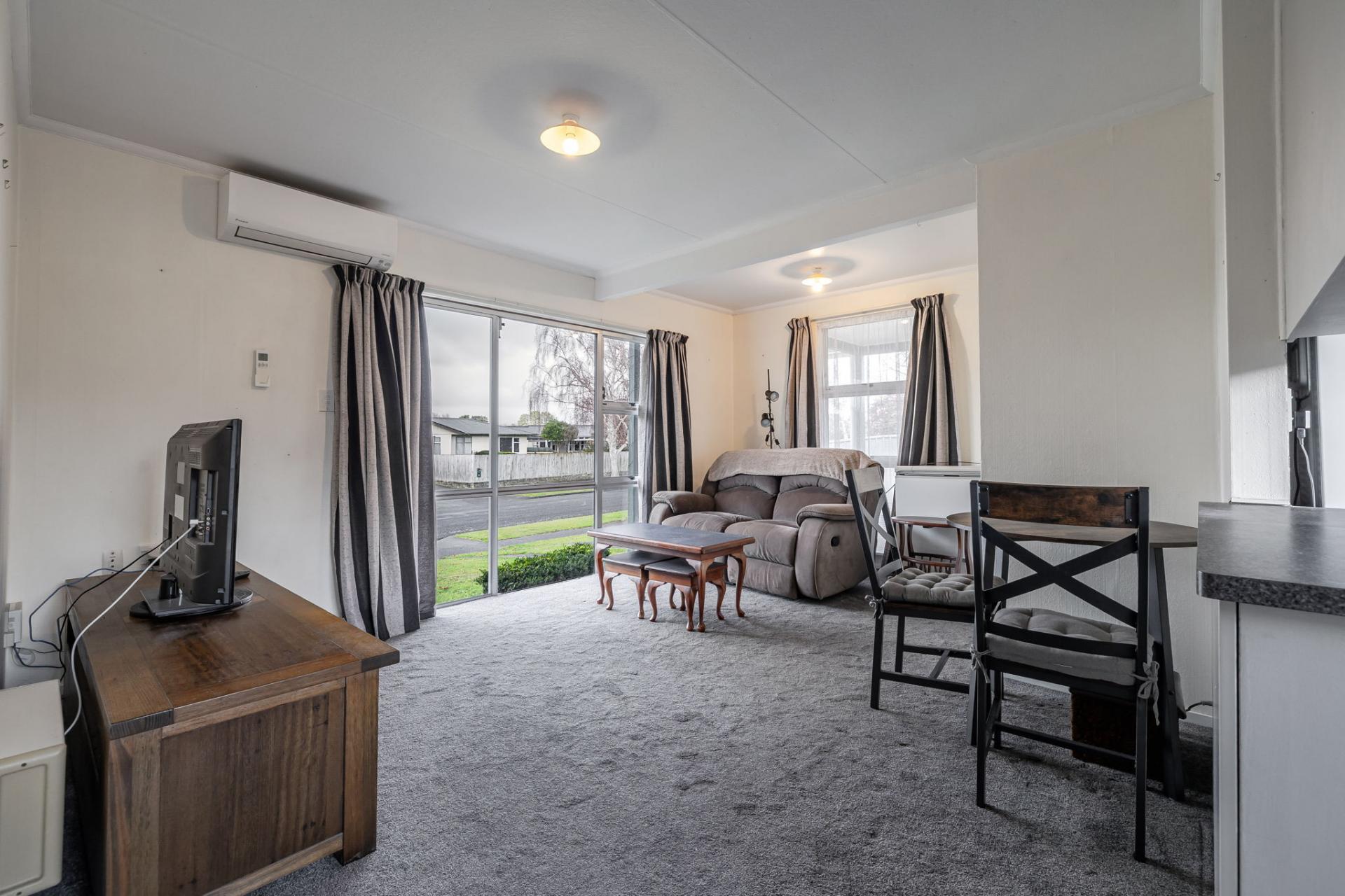 Unit 1, 145 Ruamahanga Crescent, Terrace End