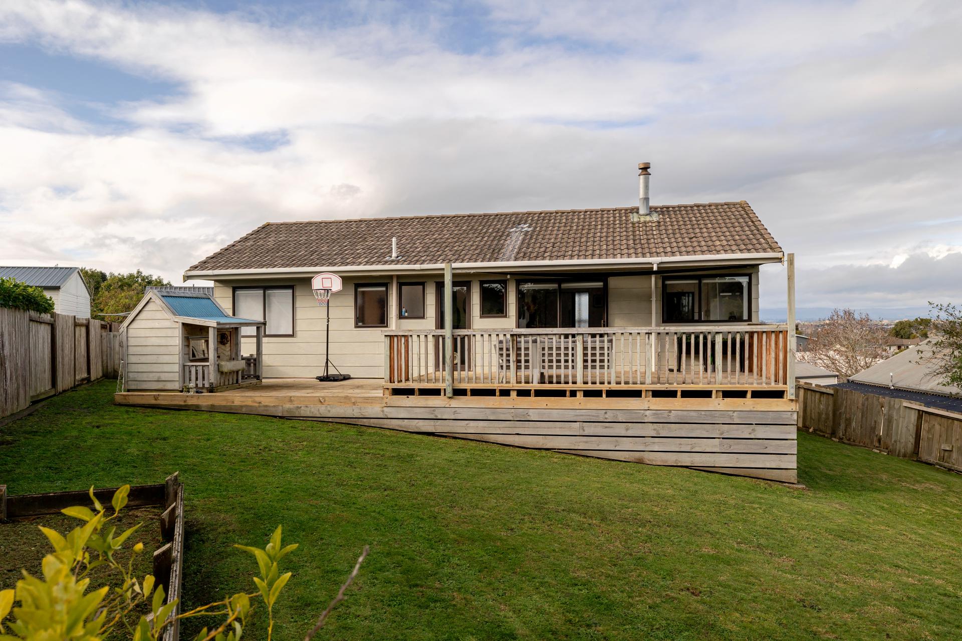 83 Fraser Drive, Feilding