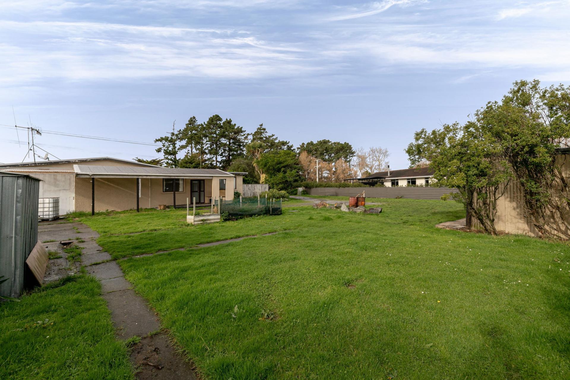 871 State Highway 1, Marton
