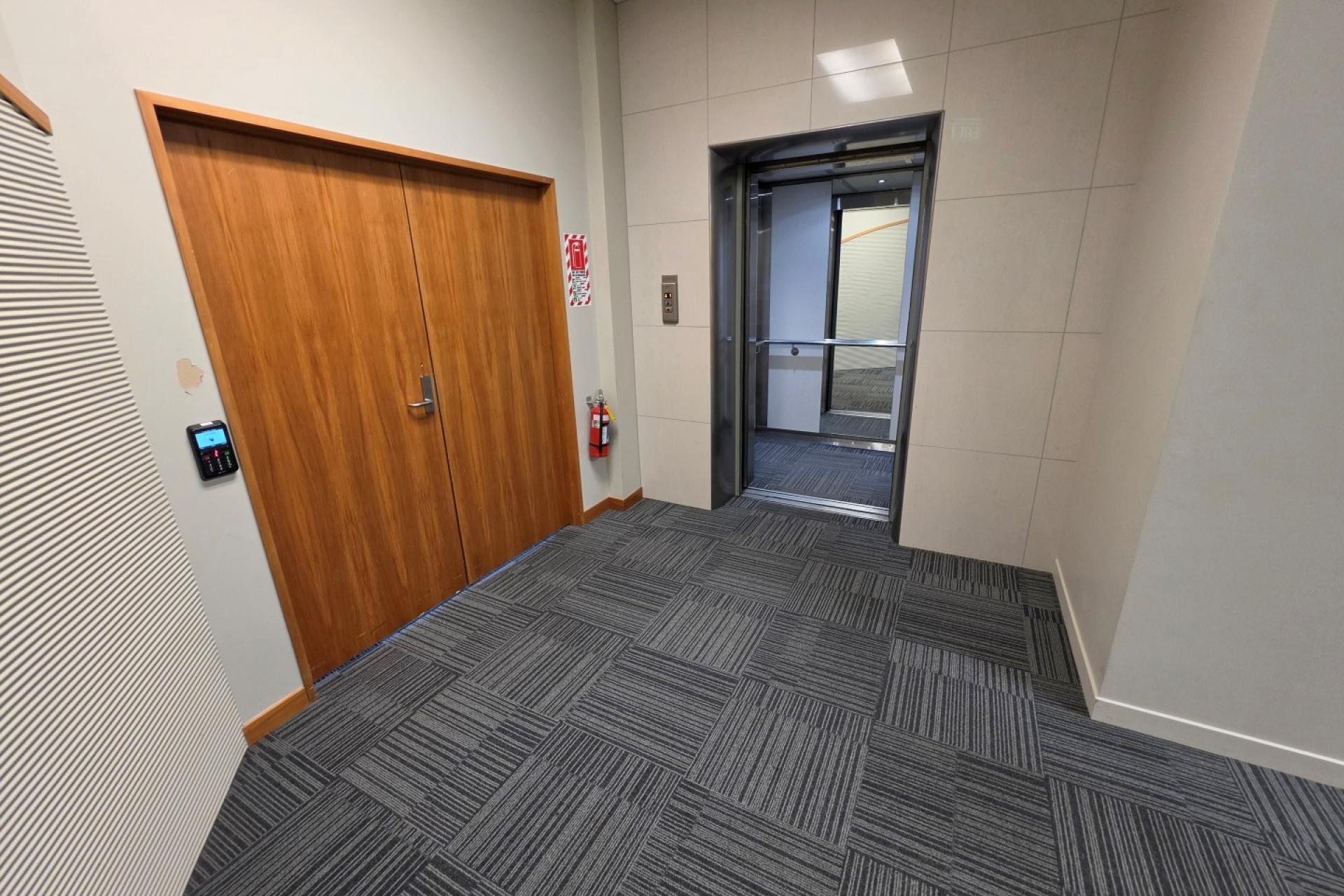 Unit 1, Level 1, 480 Main Street, City Centre Unit 1, Level 1, 480 Main Street, City Centre