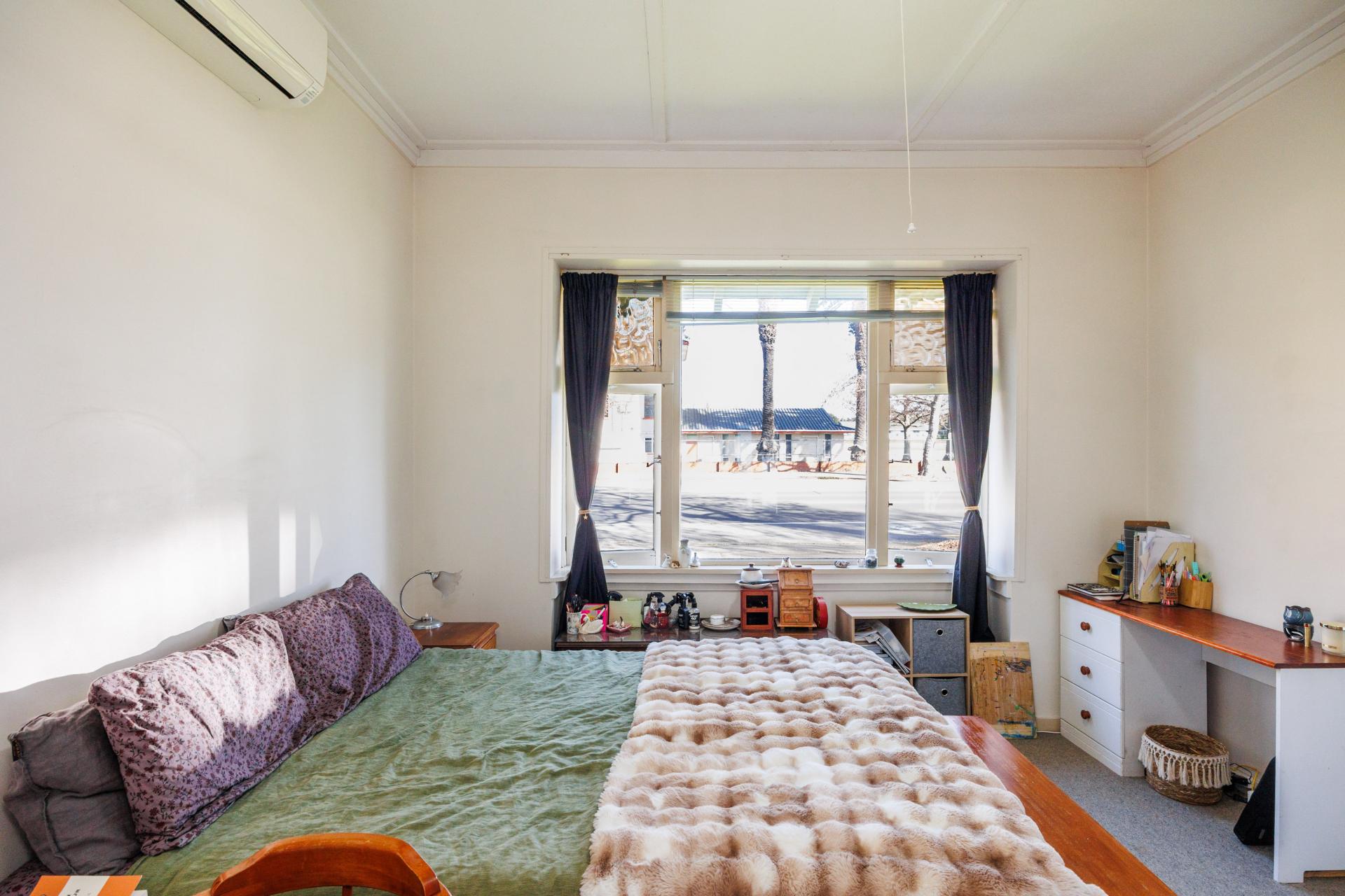 285 Fitzherbert Avenue, West End