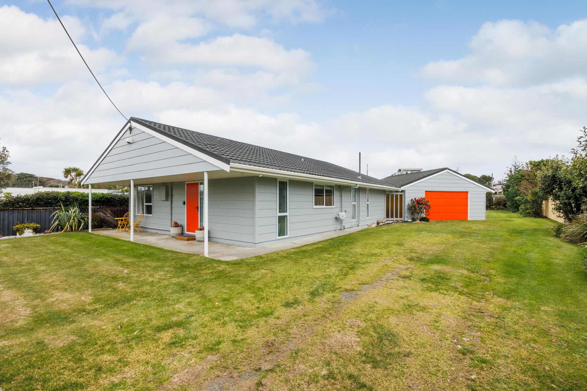 36 Signal Street, Foxton Beach