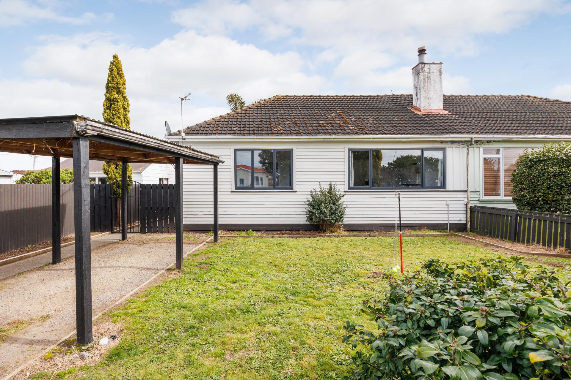8 Johnston Street, Foxton