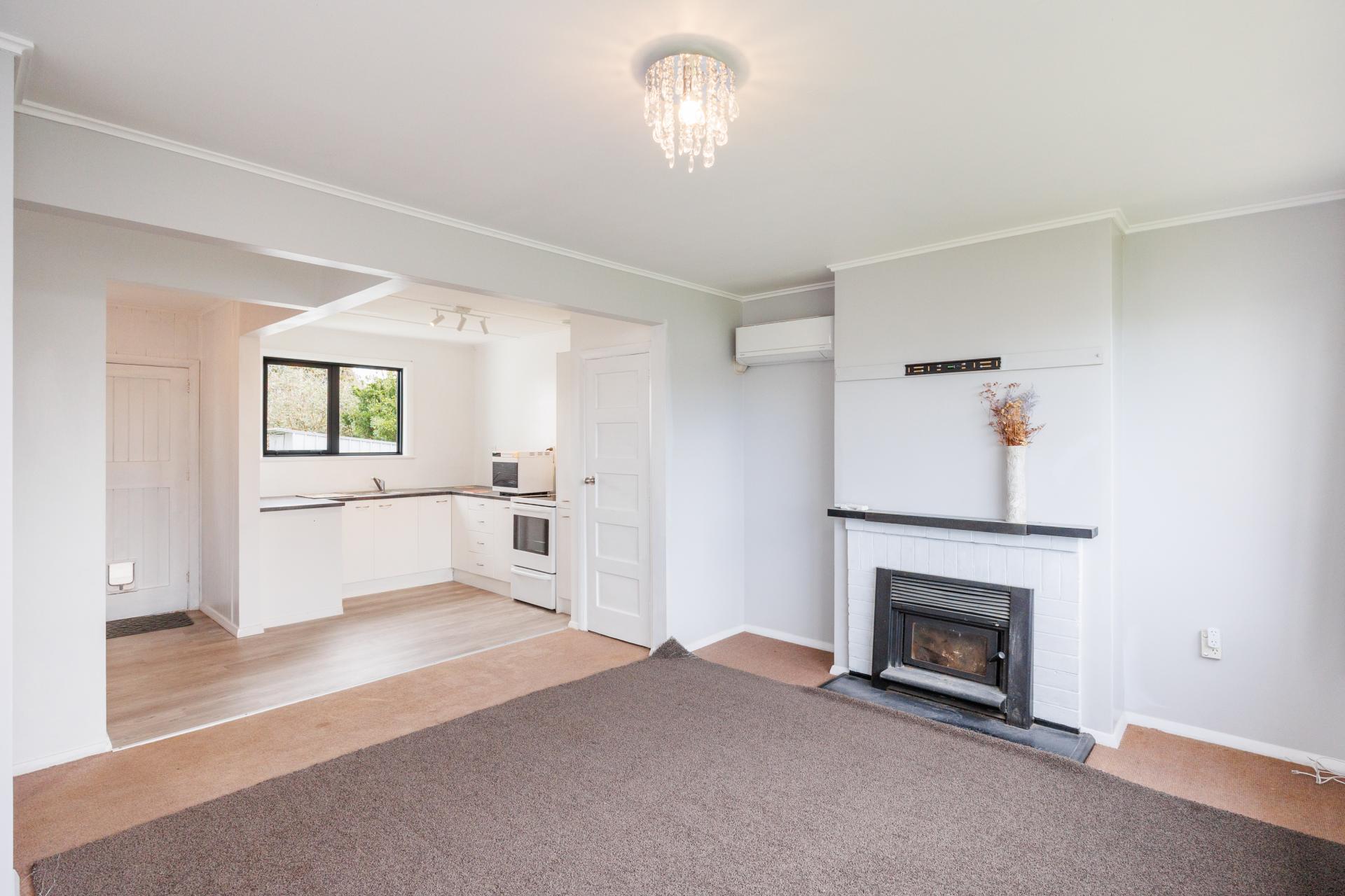 8 Johnston Street, Foxton