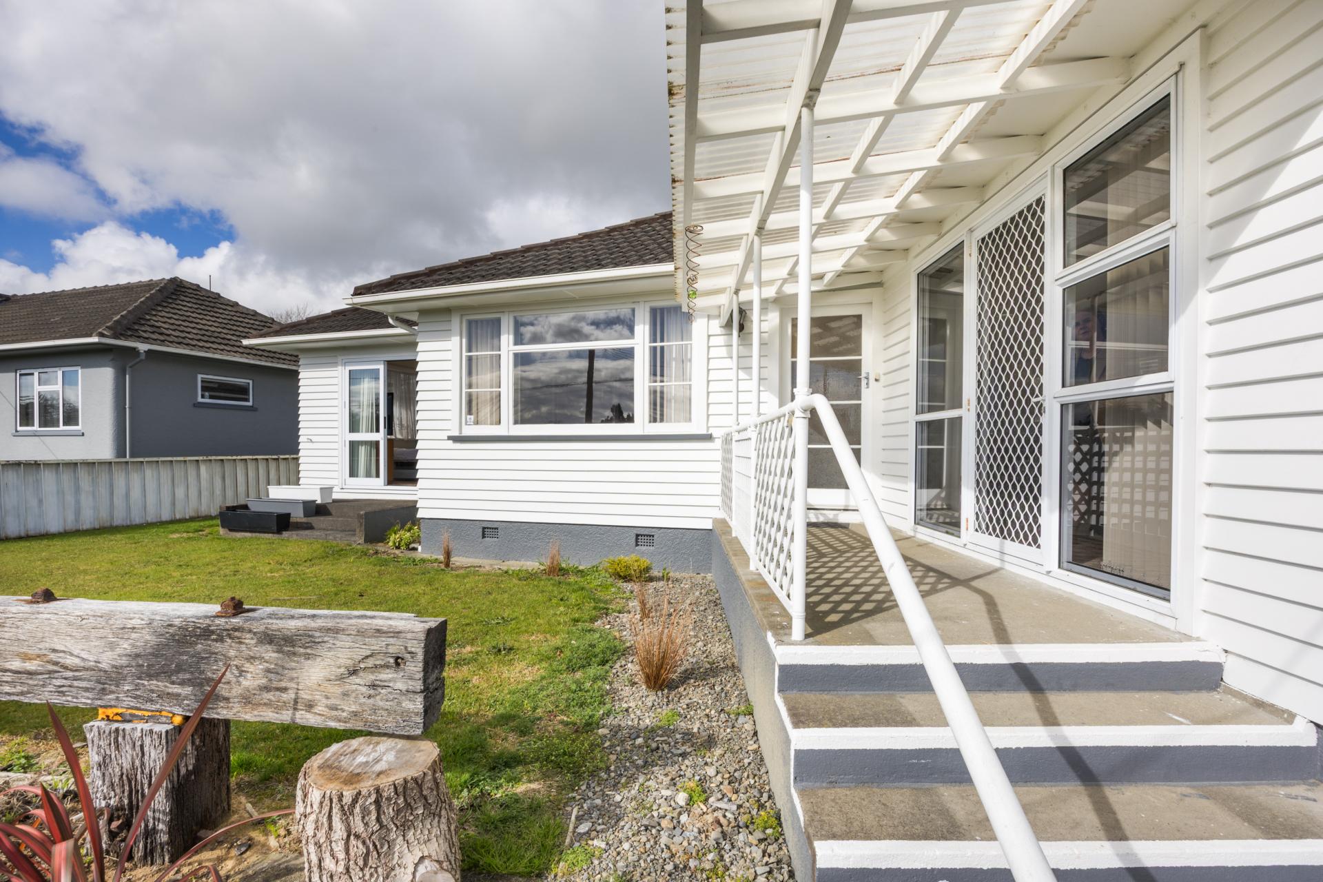 196 Cambridge Street, Levin