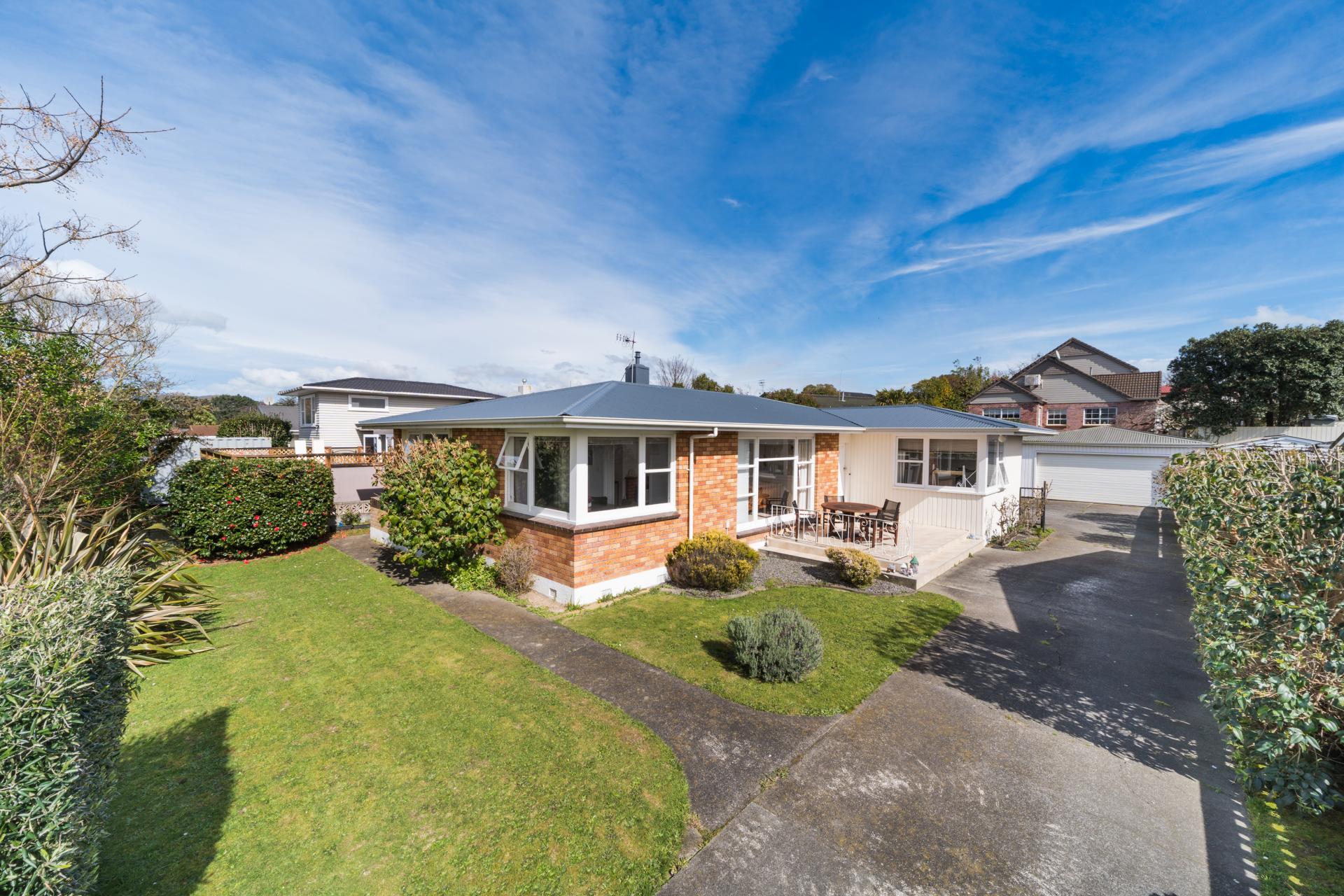 76 Wikiriwhi Crescent, Awapuni