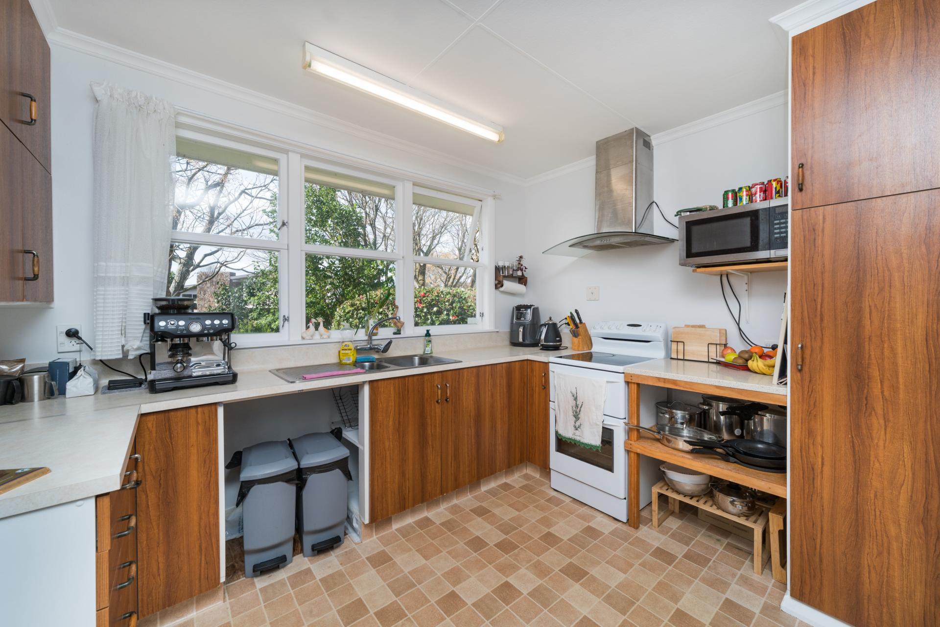 76 Wikiriwhi Crescent, Awapuni