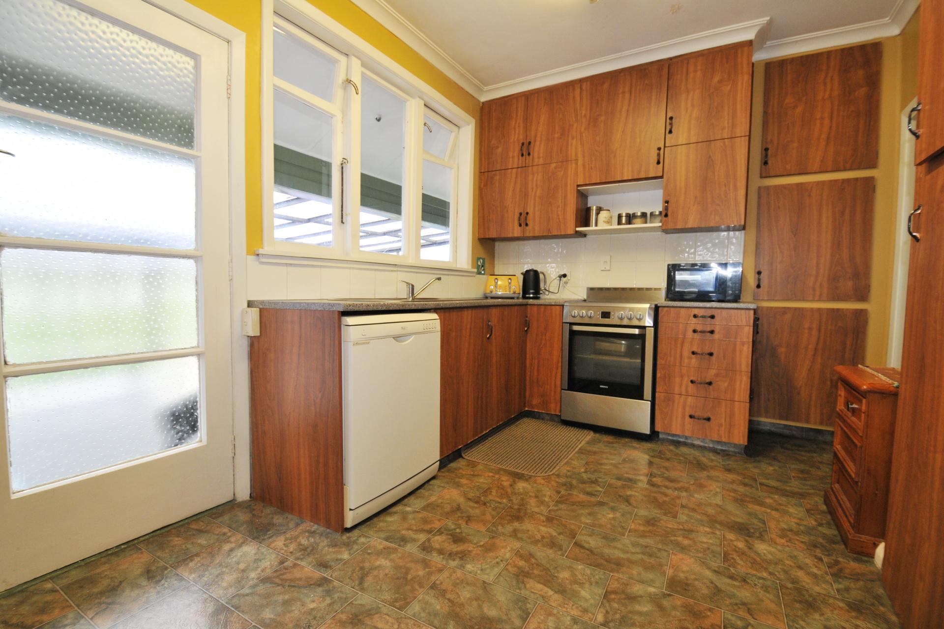 27 Rutland Street, Levin