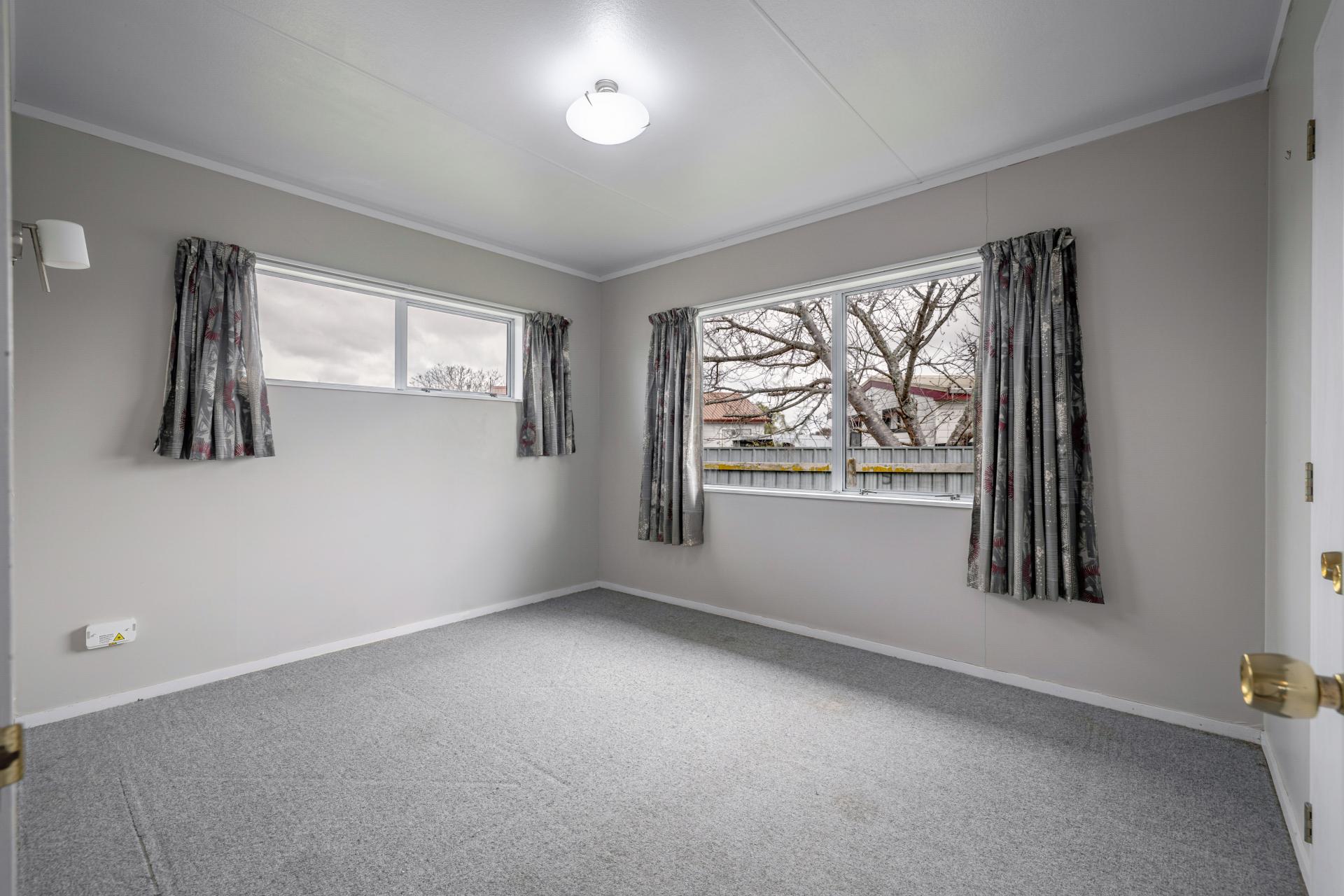 4 Halleys Court, Feilding