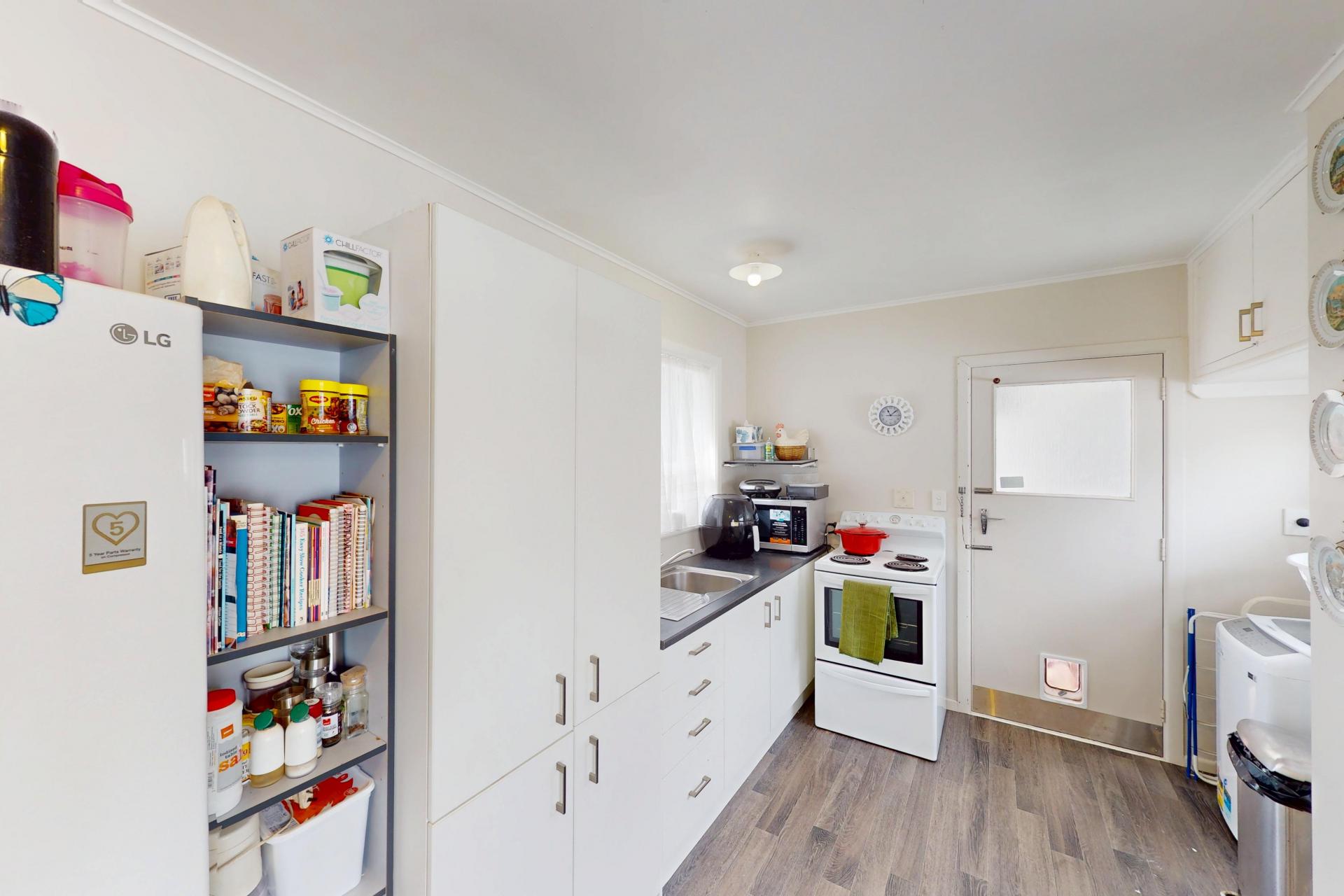118 Weraroa Road, Levin