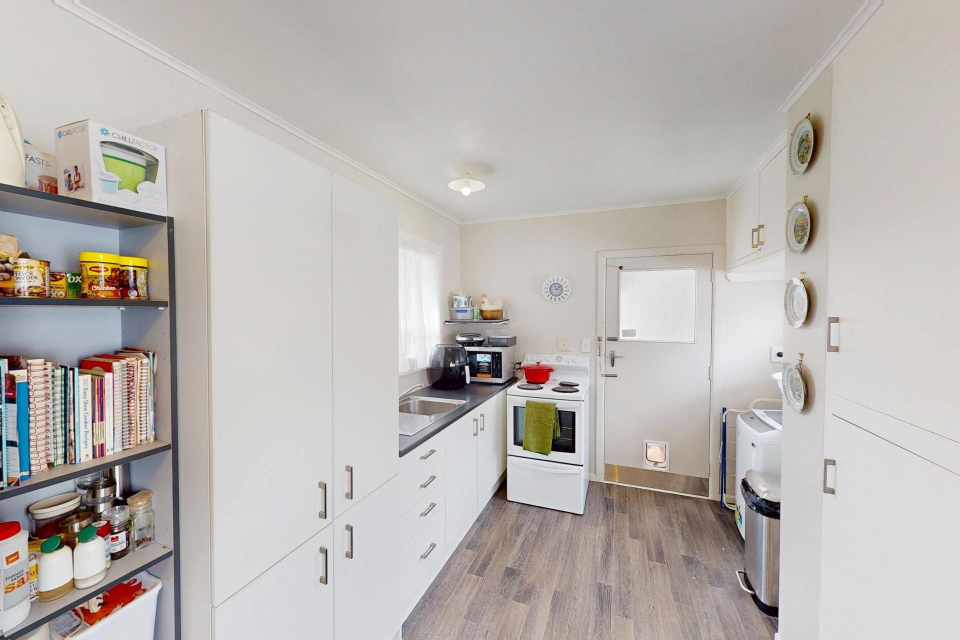 118 Weraroa Road, Levin